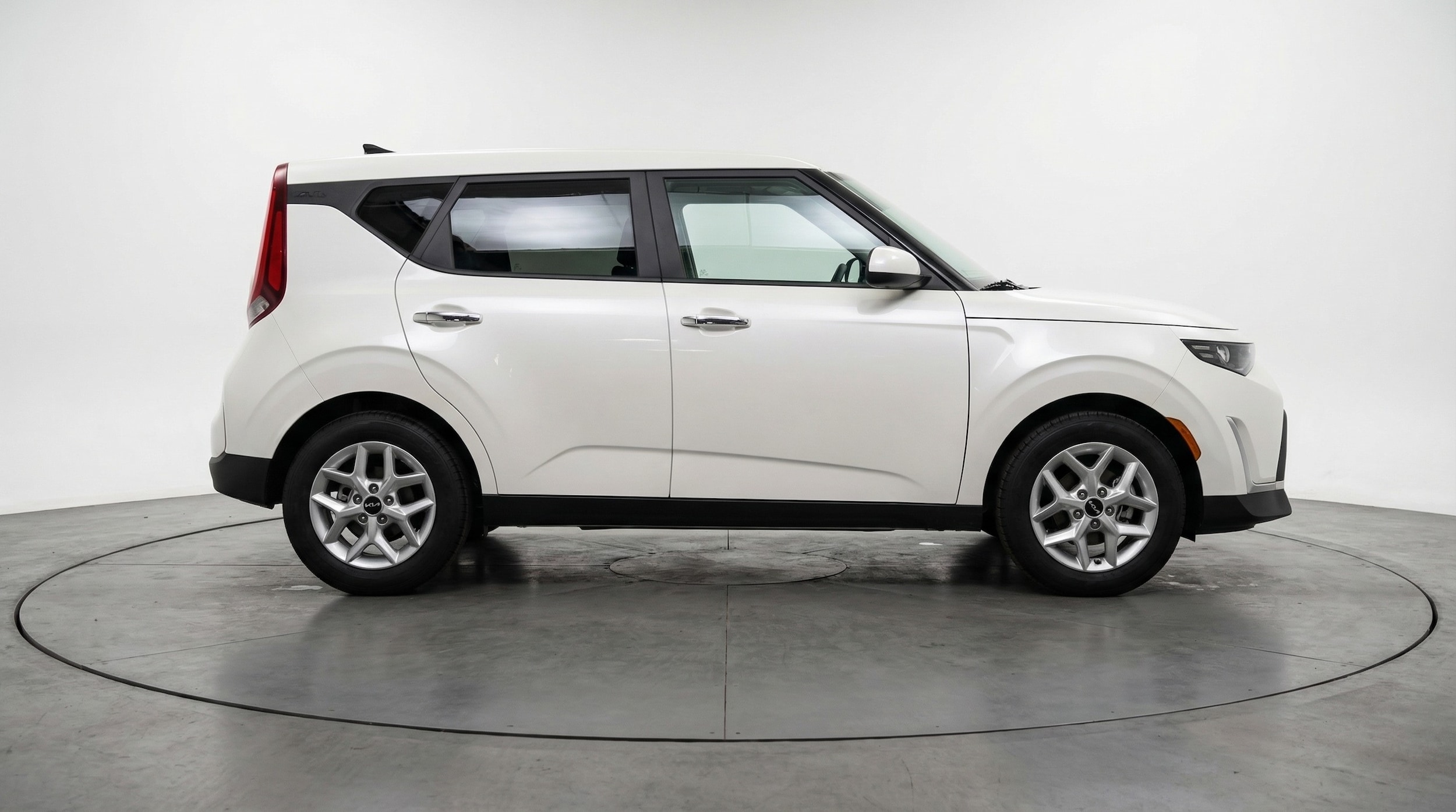 Thumbnail: 2025 Kia Soul - 8