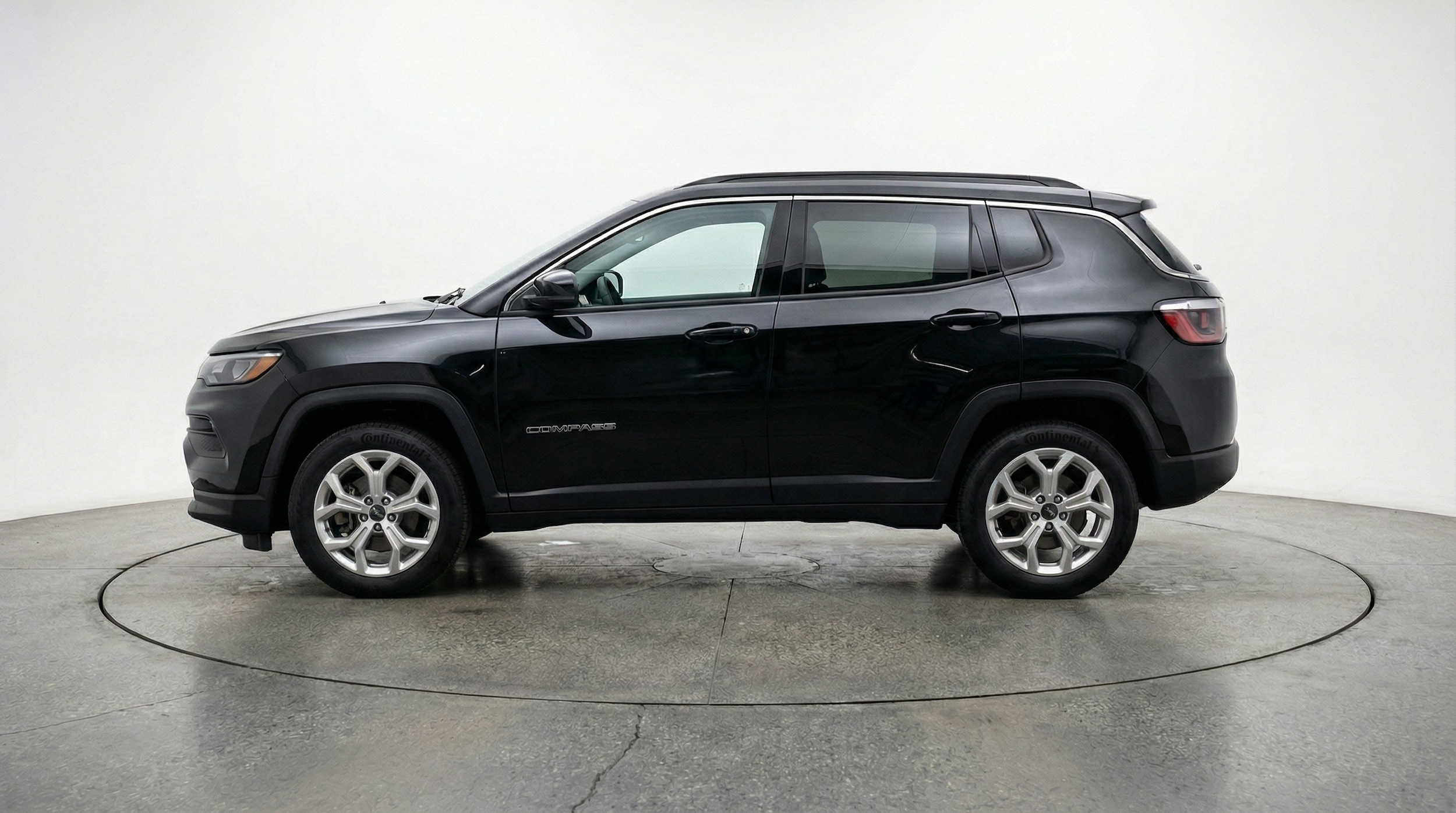 Thumbnail: 2025 Jeep Compass - 4