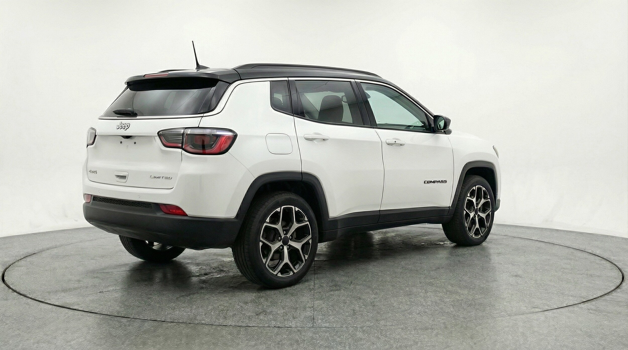 Thumbnail: 2025 Jeep Compass - 9