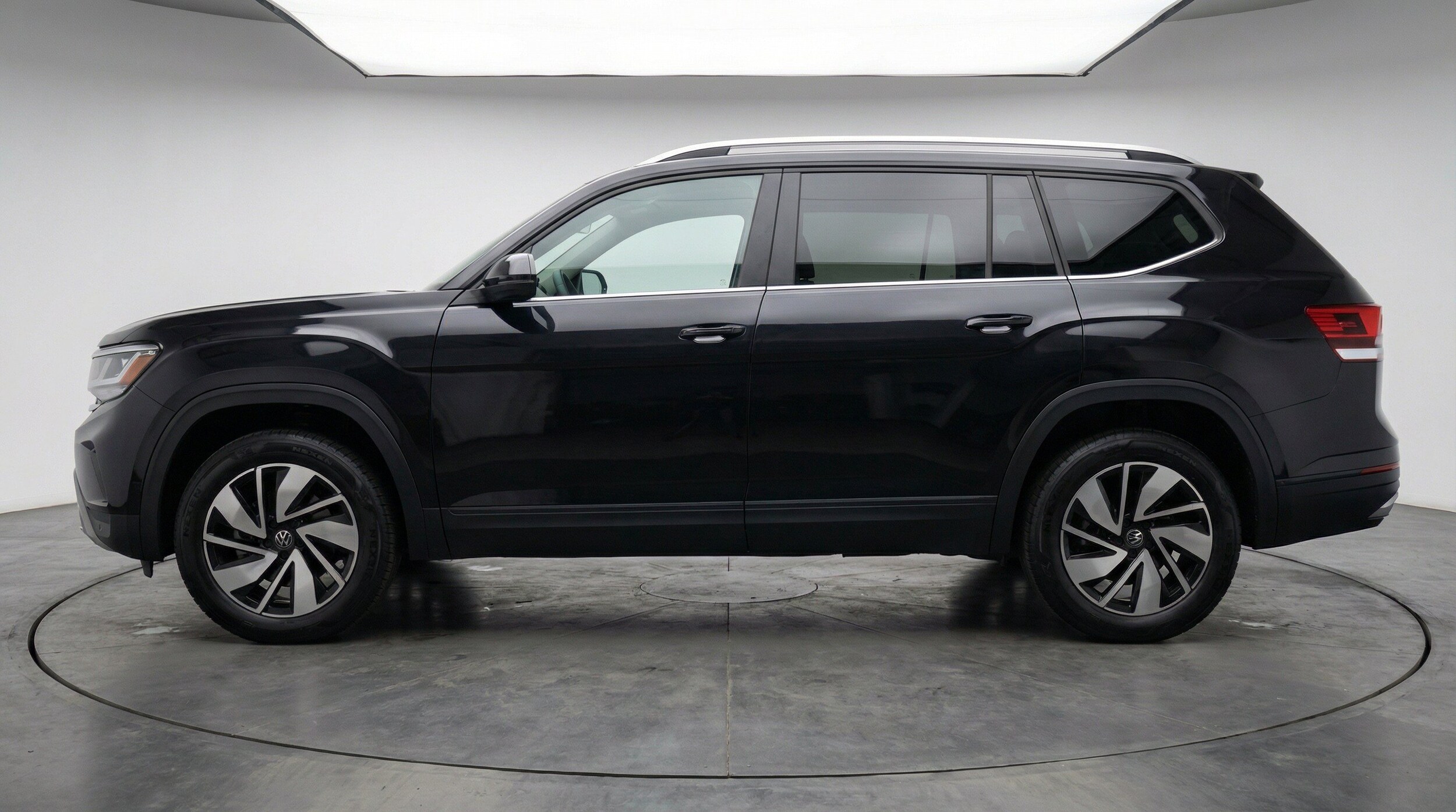 Thumbnail: 2026 Volkswagen Atlas - 5