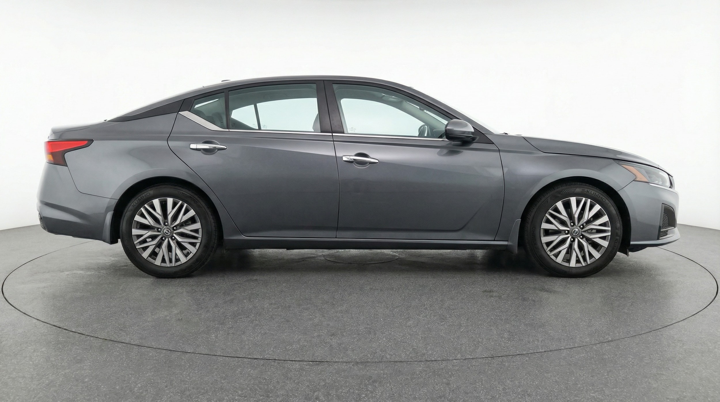 Thumbnail: 2025 Nissan Altima - 8