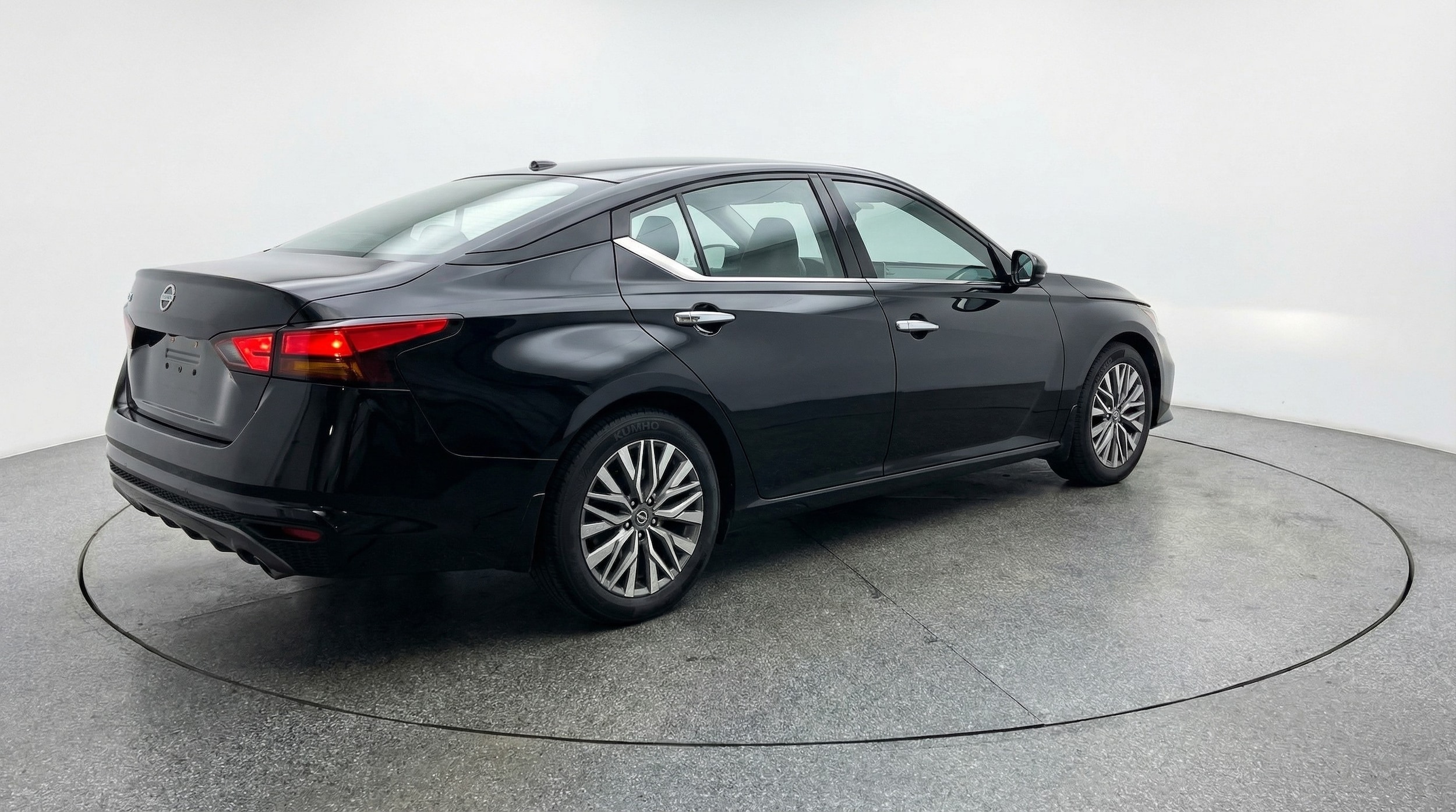 Thumbnail: 2025 Nissan Altima - 7