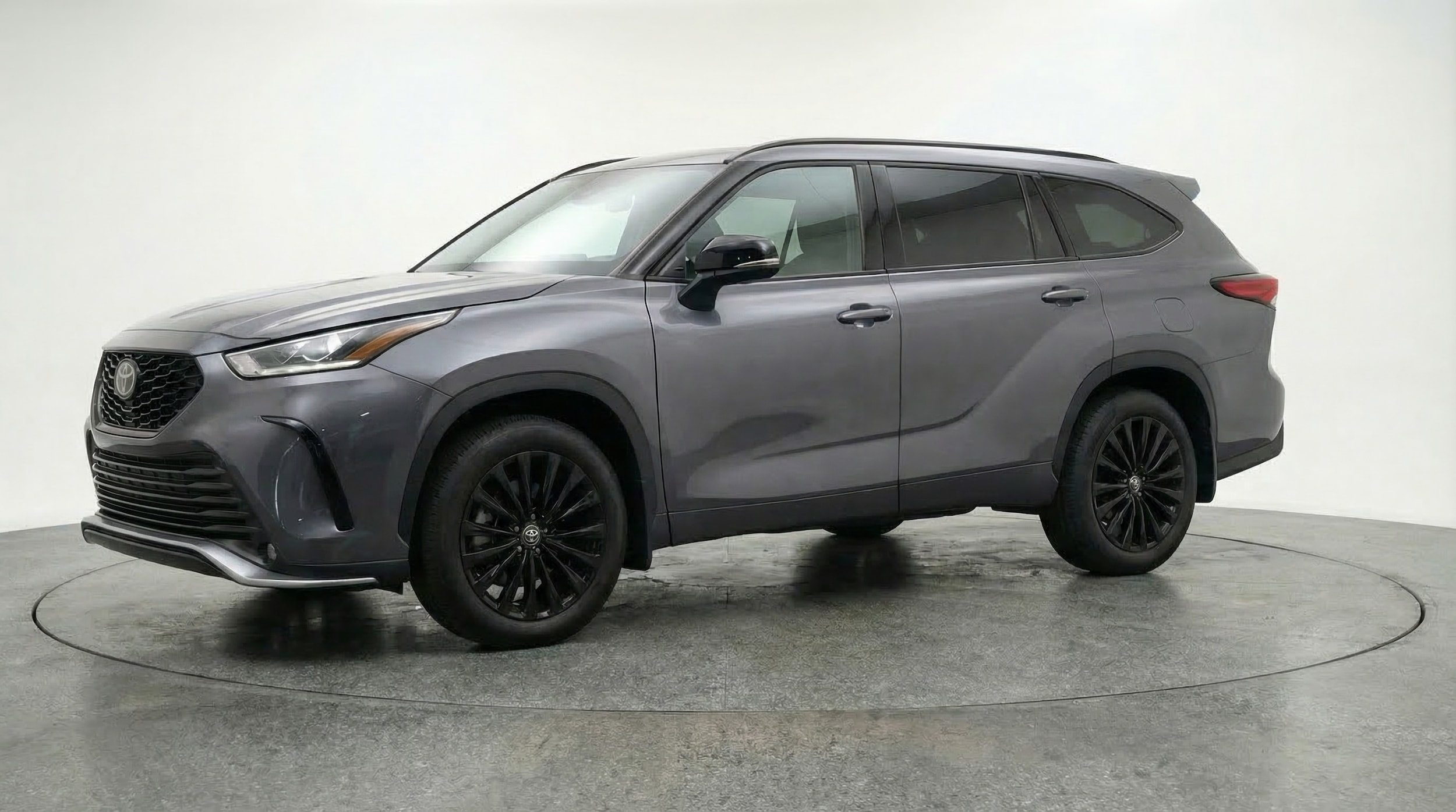 Thumbnail: 2025 Toyota Highlander - 3