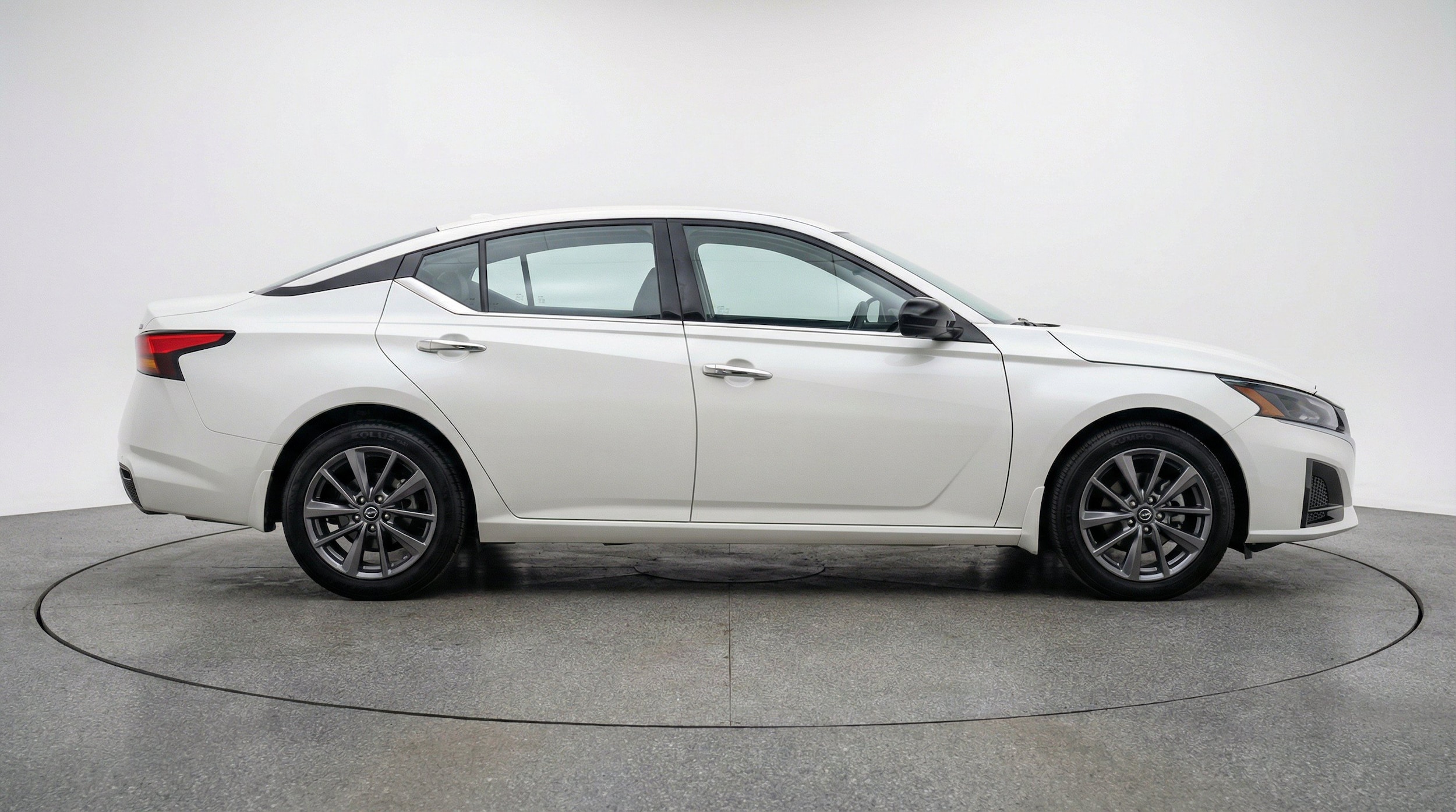 Thumbnail: 2025 Nissan Altima - 11