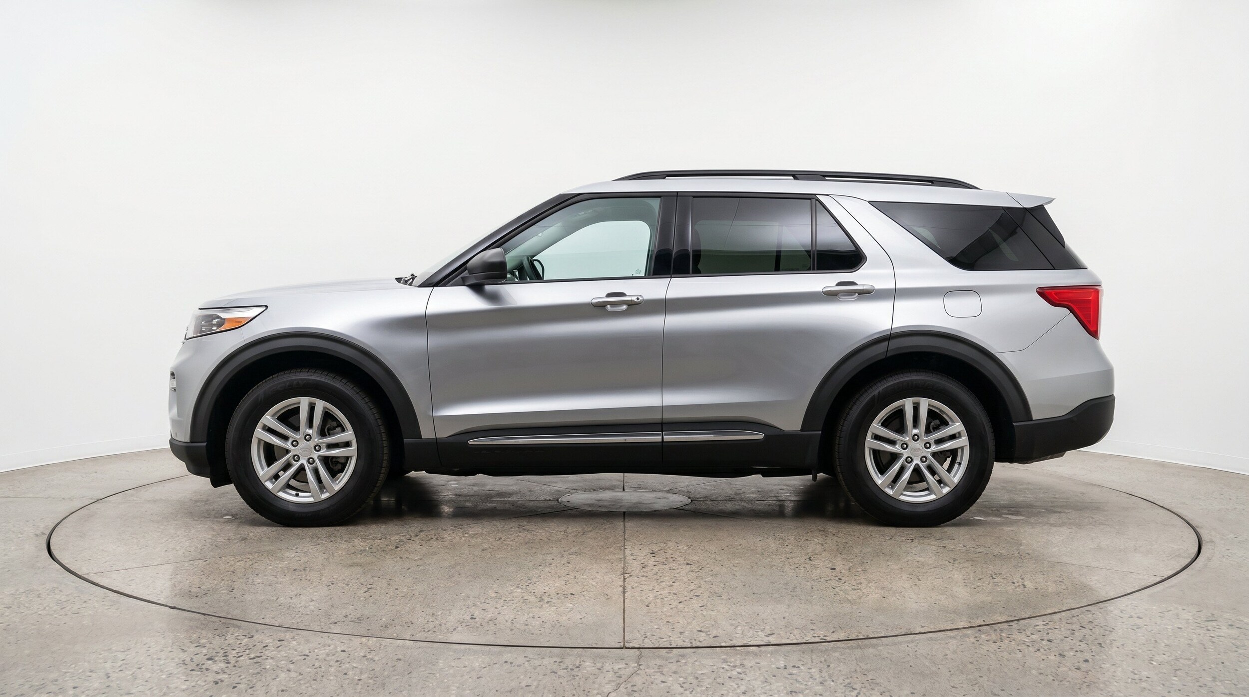 Thumbnail: 2024 Ford Explorer - 5
