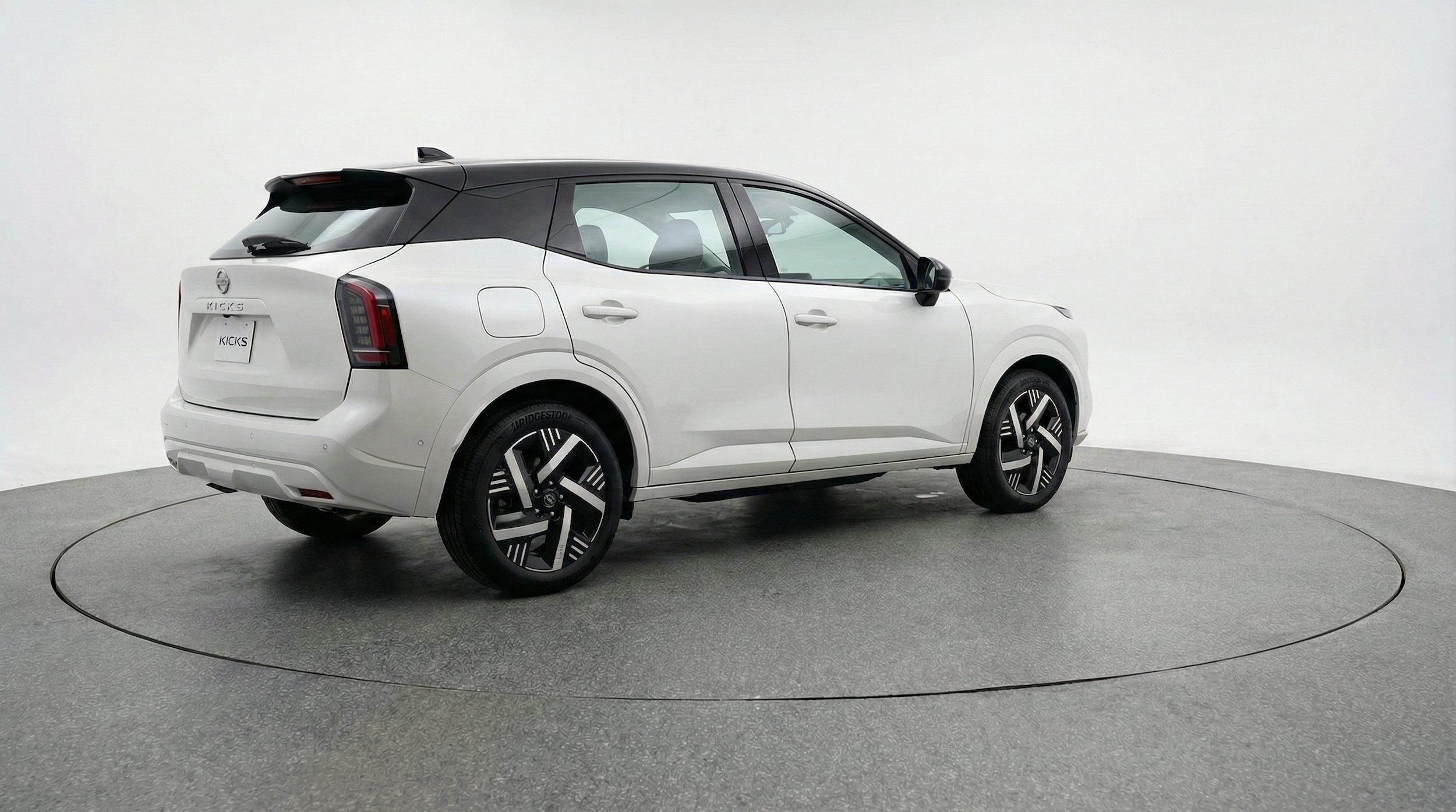 Thumbnail: 2026 Nissan Kicks - 9