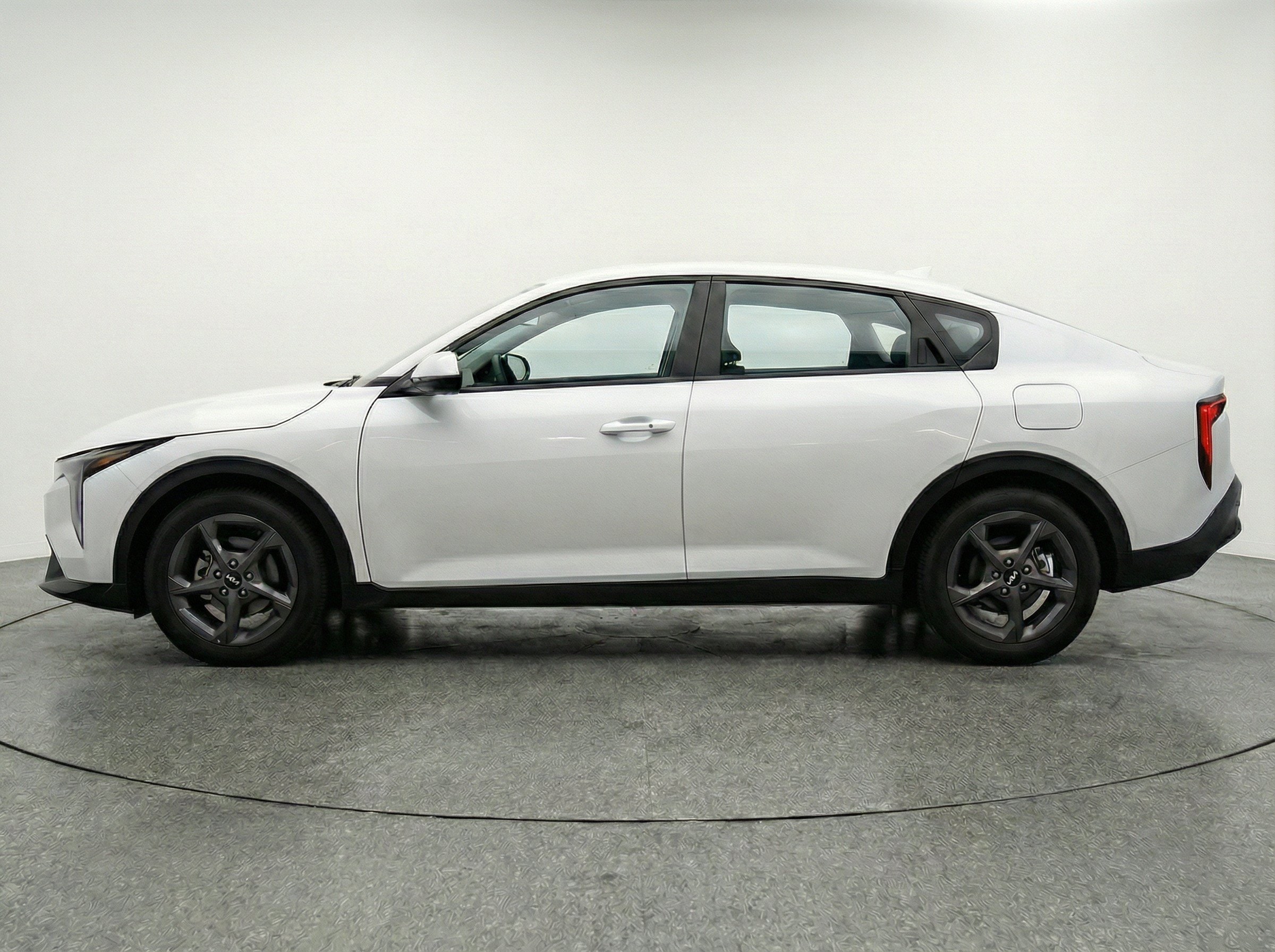 Thumbnail: 2025 Kia K4 - 5