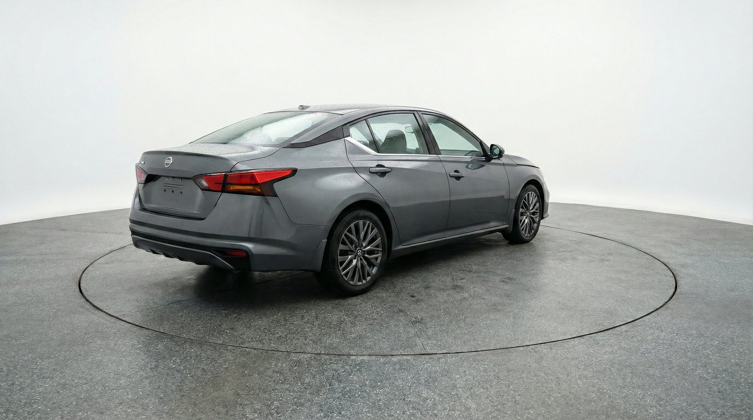 Thumbnail: 2025 Nissan Altima - 9