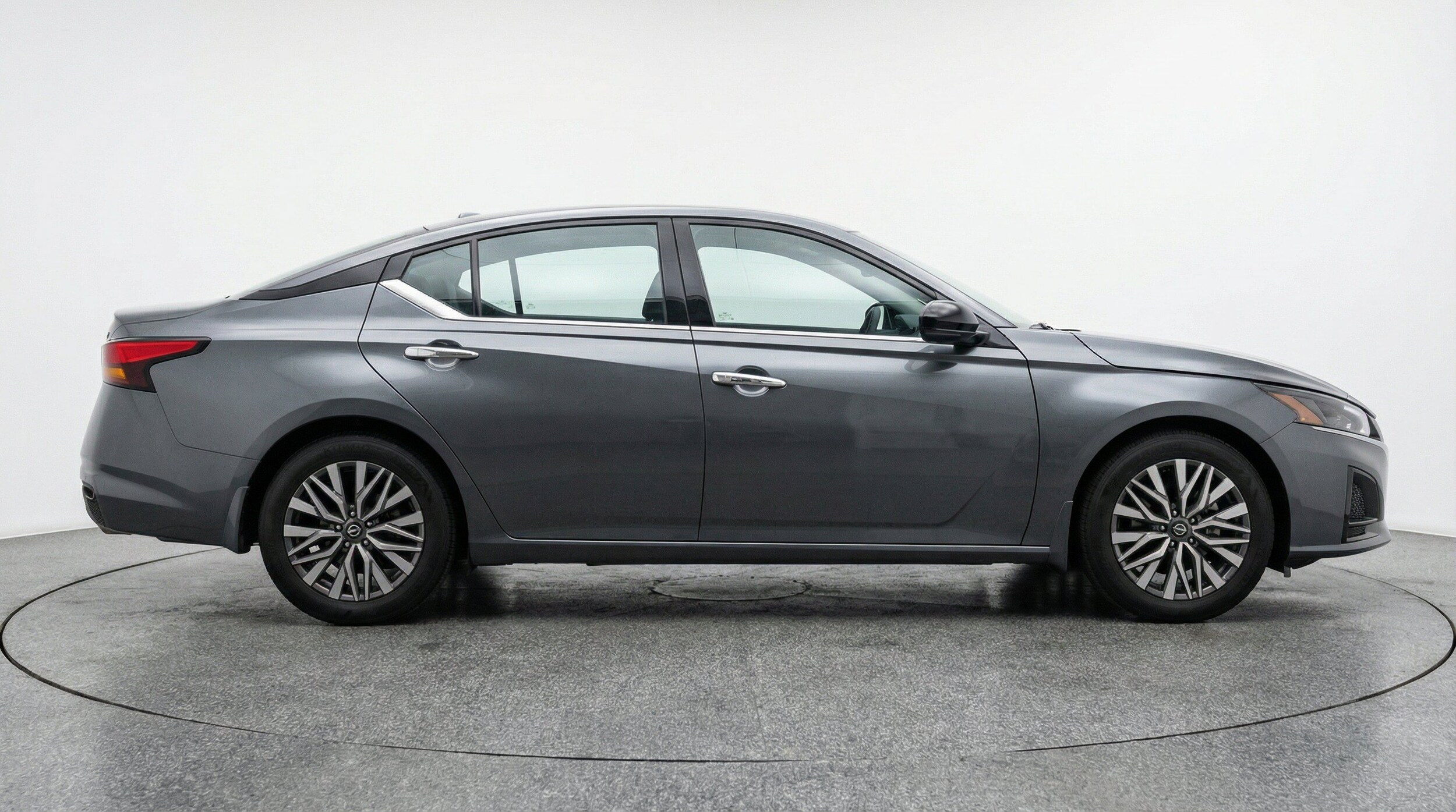 Thumbnail: 2025 Nissan Altima - 11