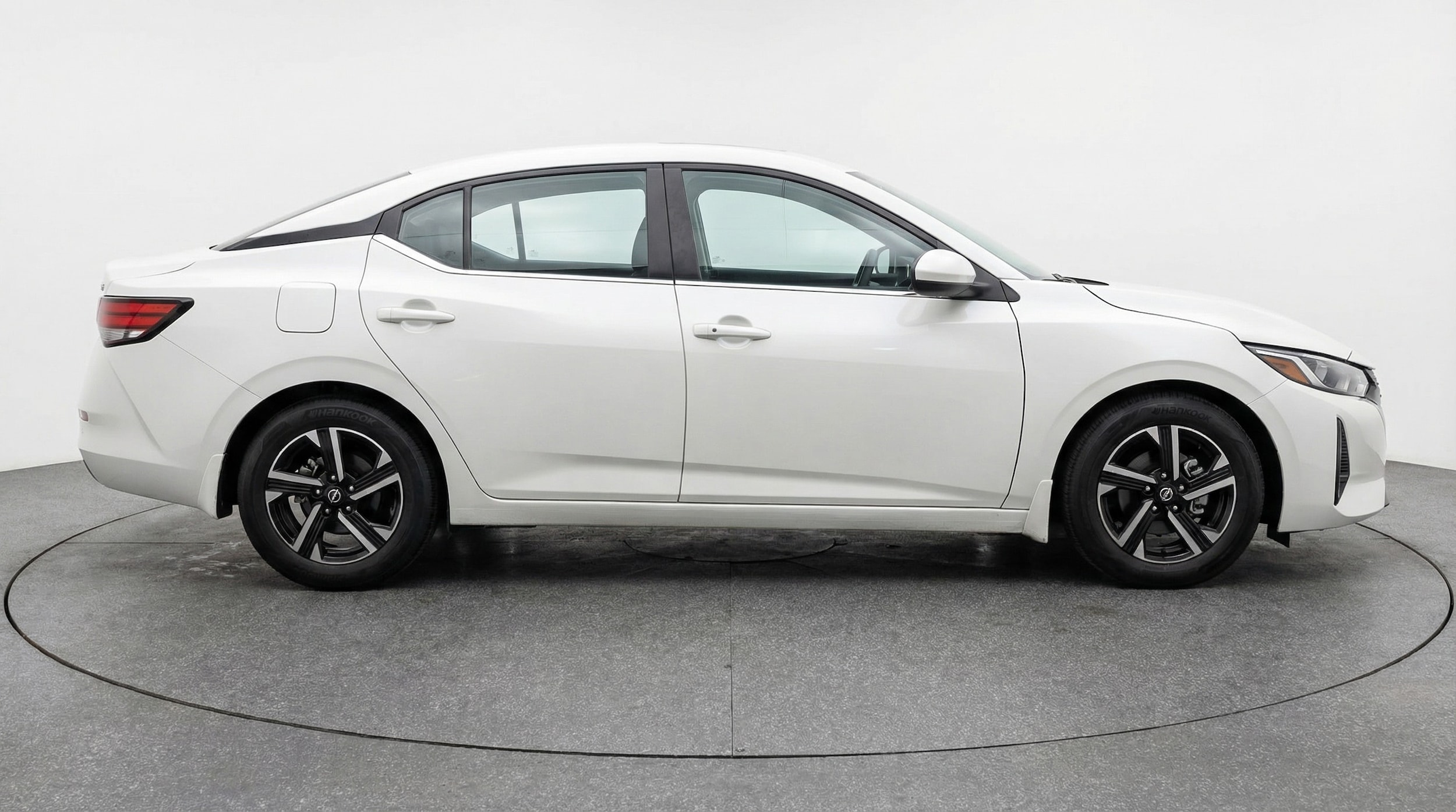 Thumbnail: 2025 Nissan Sentra - 8