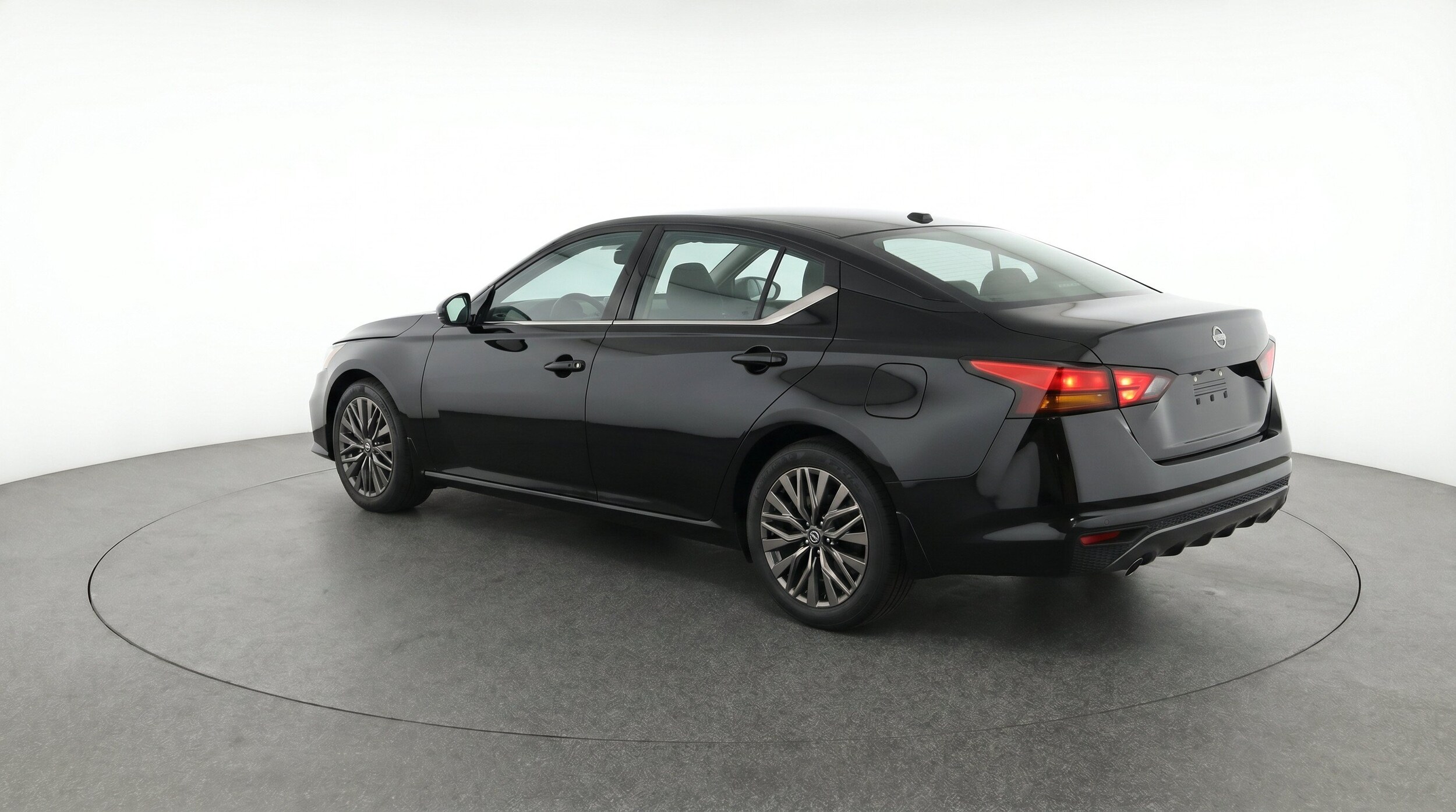 Thumbnail: 2026 Nissan Altima - 6