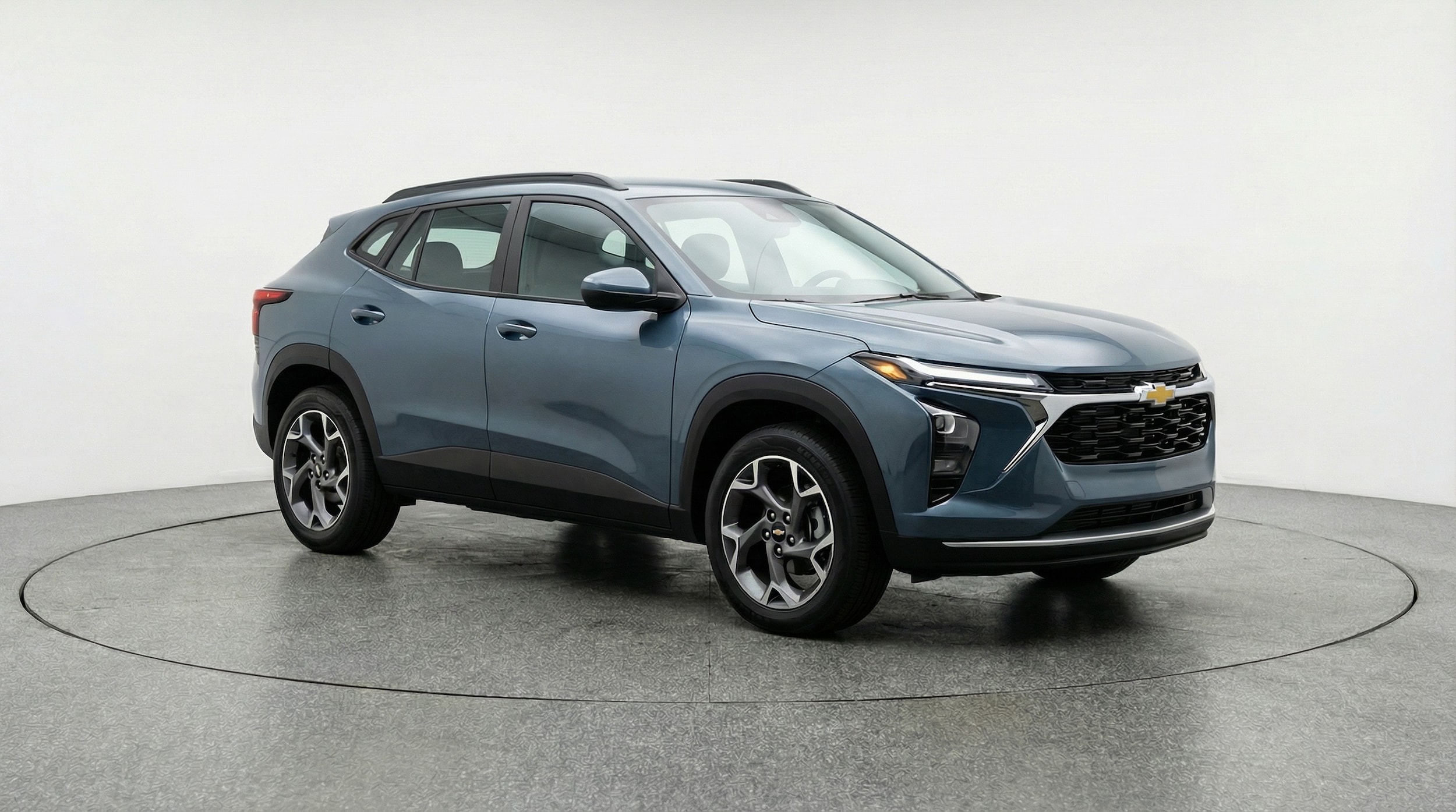 Thumbnail: 2025 Chevrolet Trax - 1
