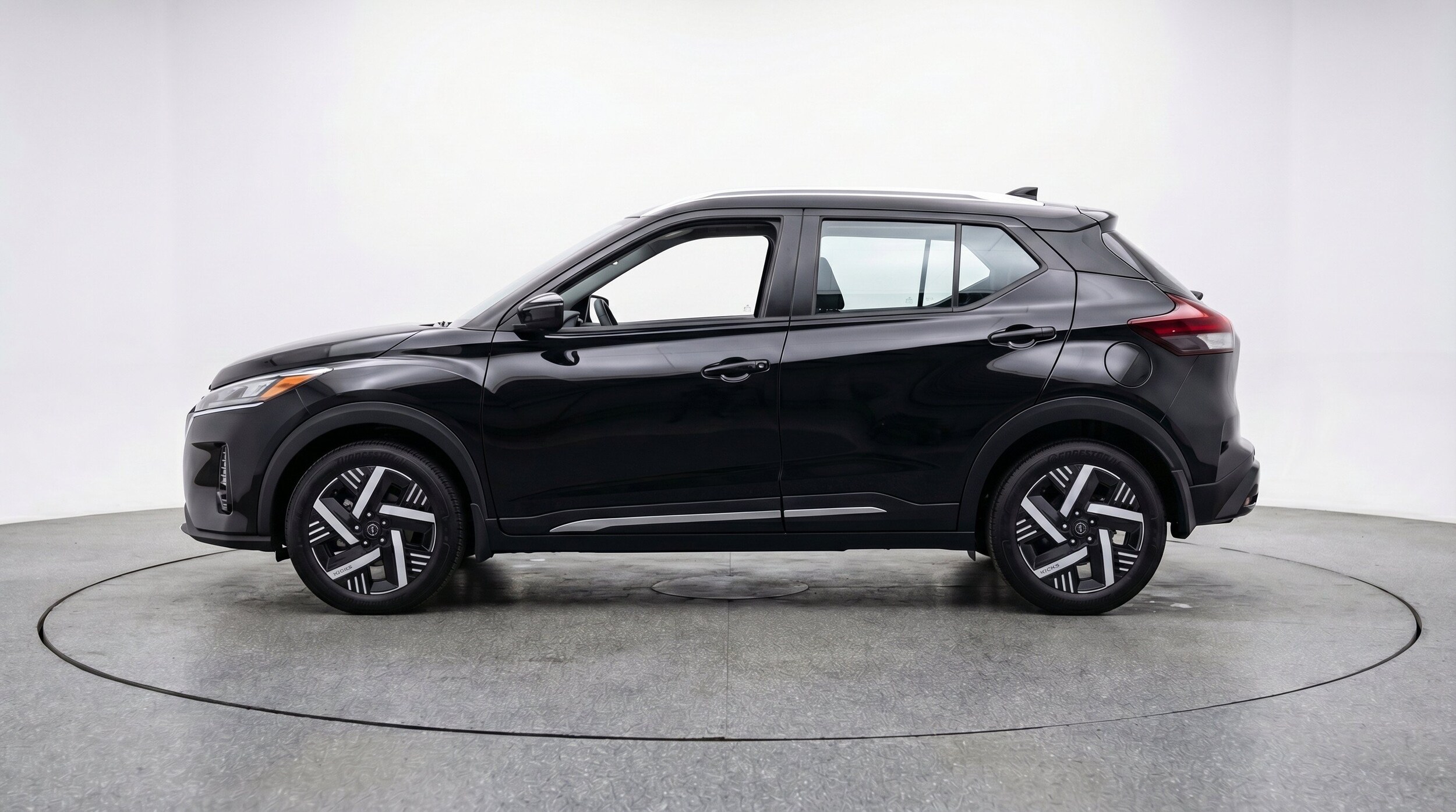 Thumbnail: 2026 Nissan Kicks - 5