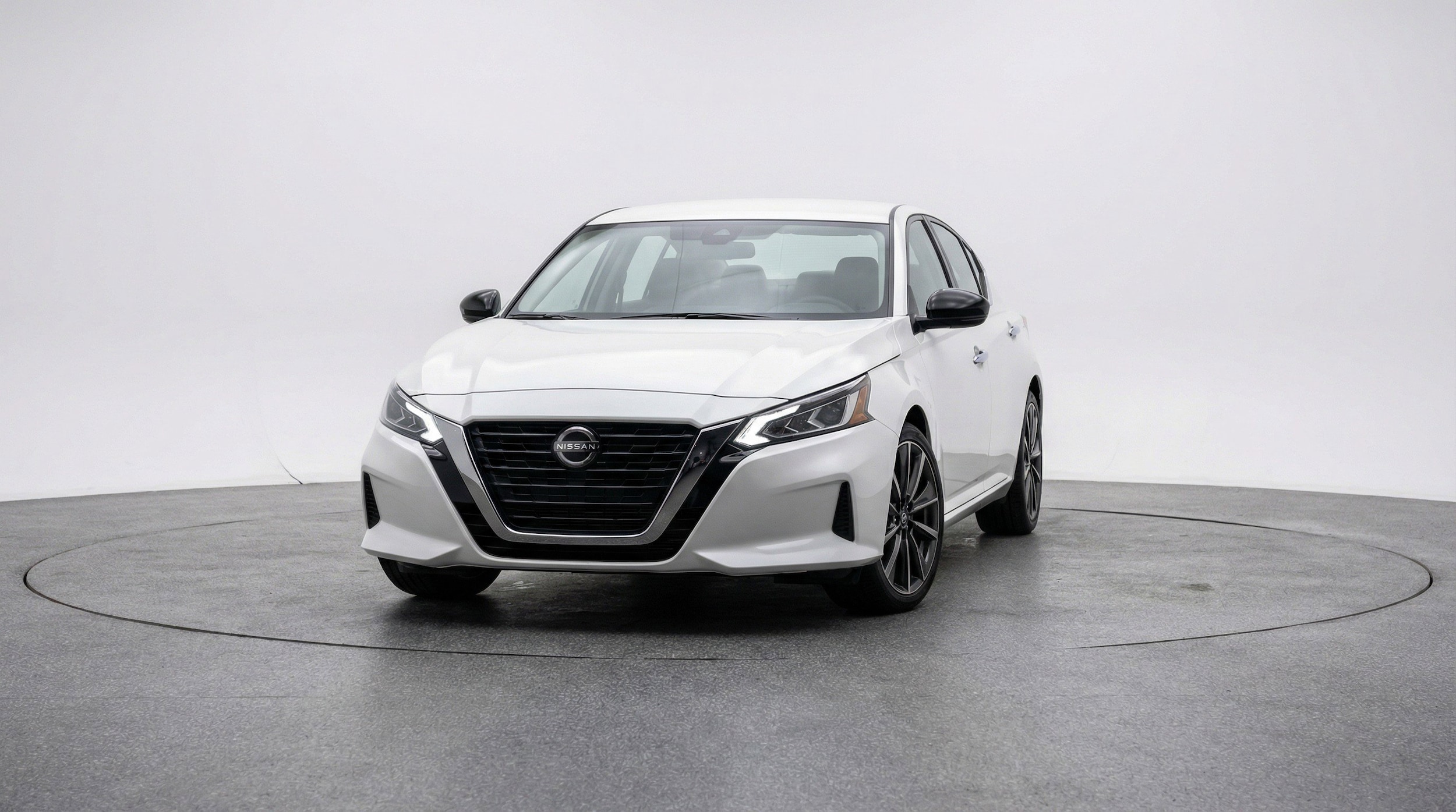 Thumbnail: 2025 Nissan Altima - 2