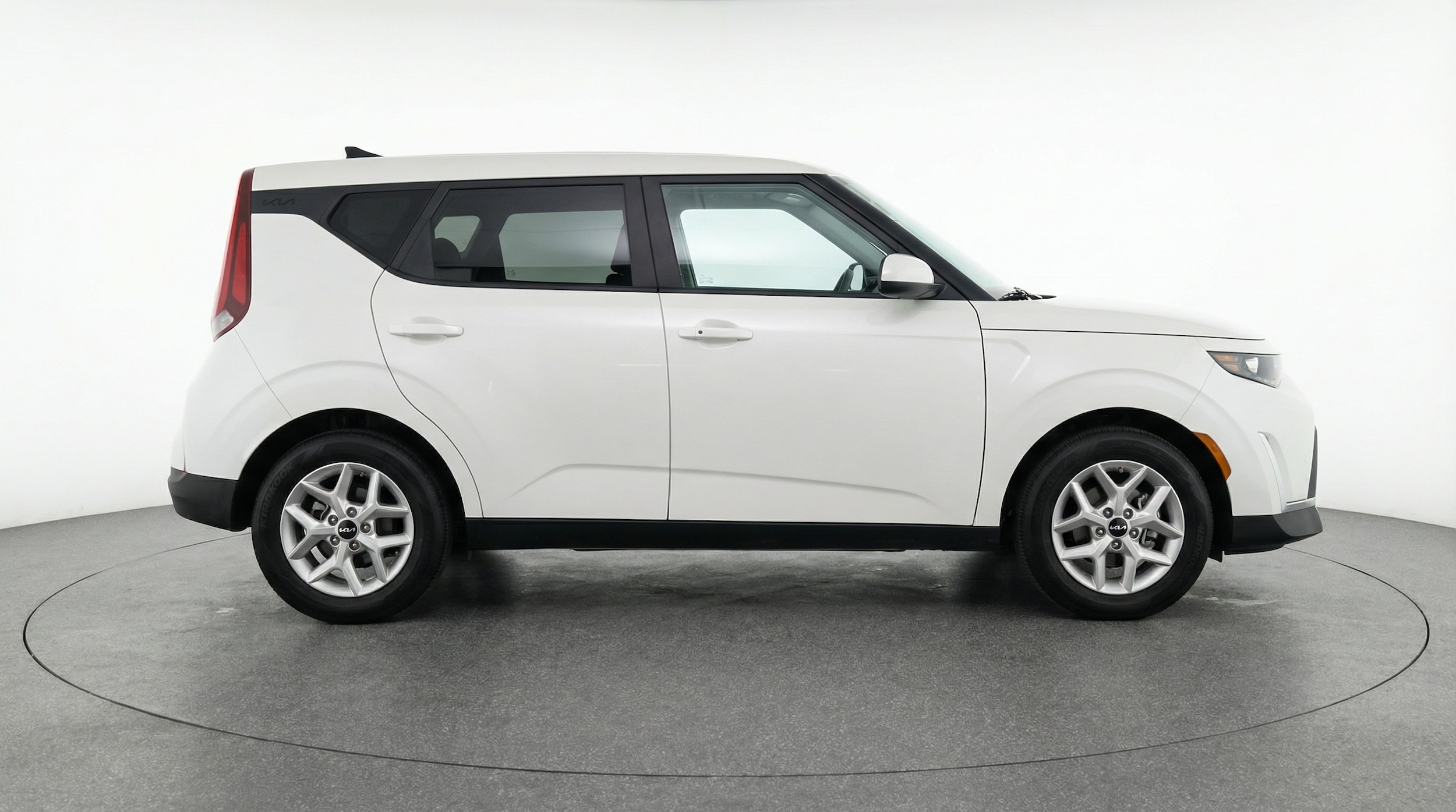 Thumbnail: 2025 Kia Soul - 8