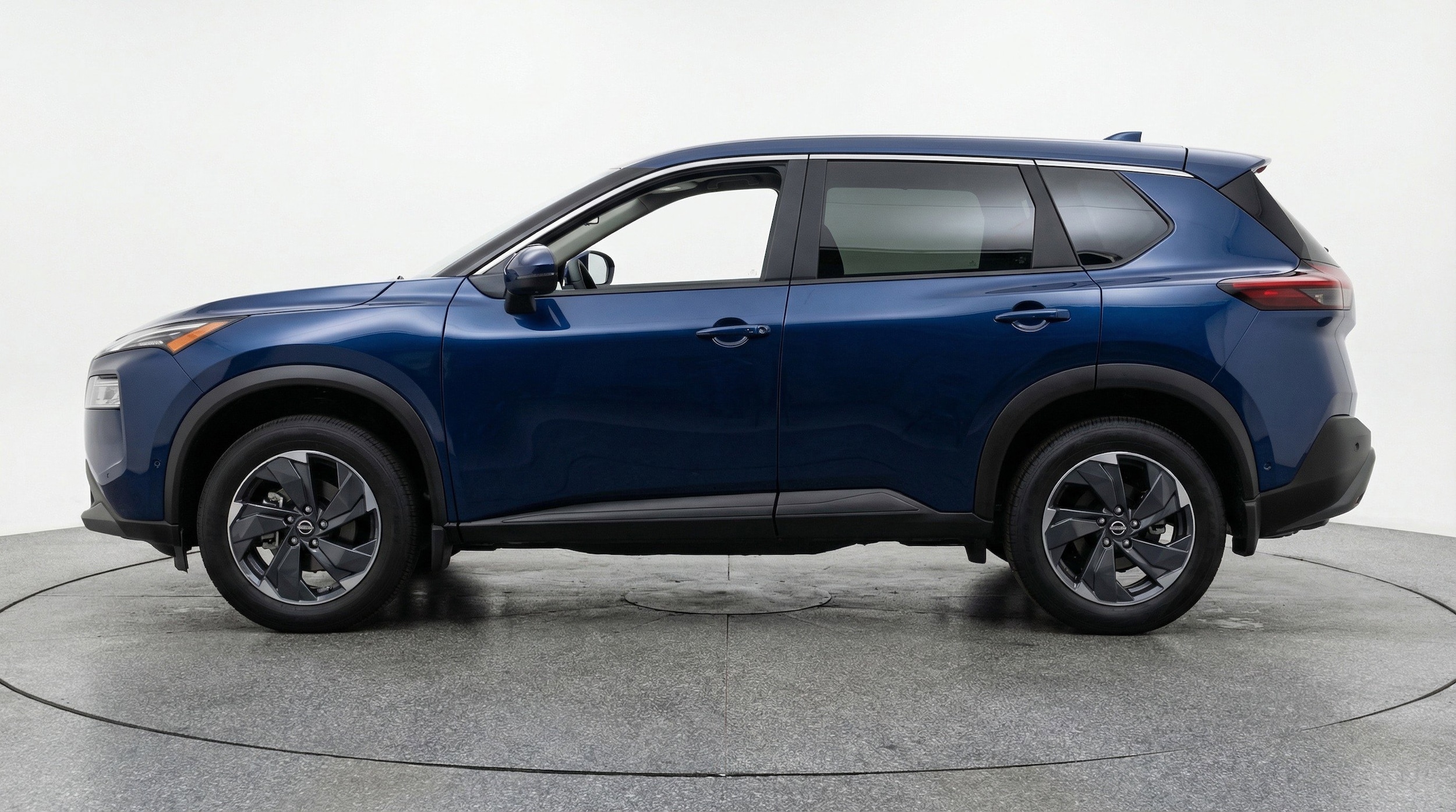 Thumbnail: 2025 Nissan Rogue - 5