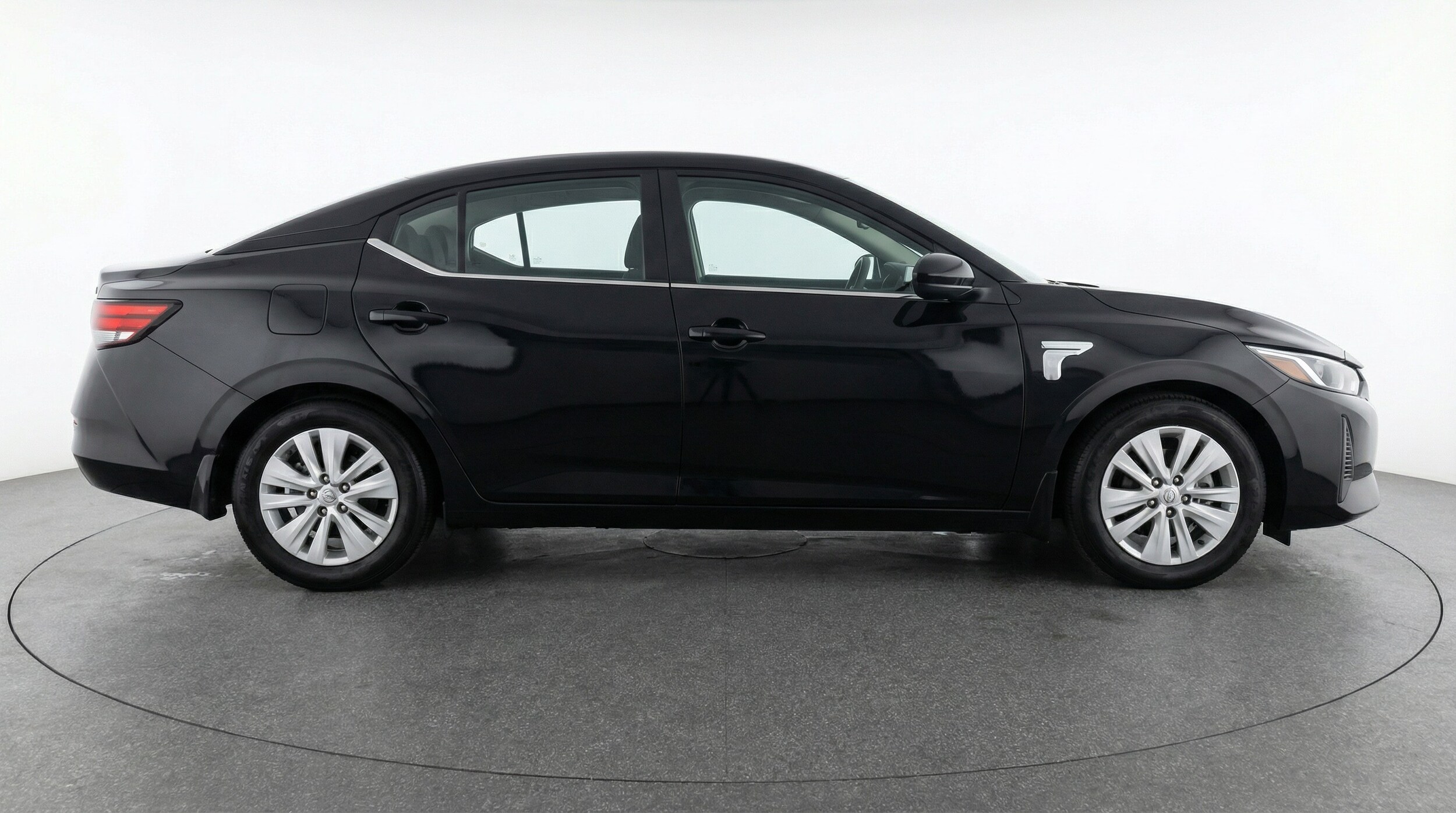 Thumbnail: 2025 Nissan Sentra - 8