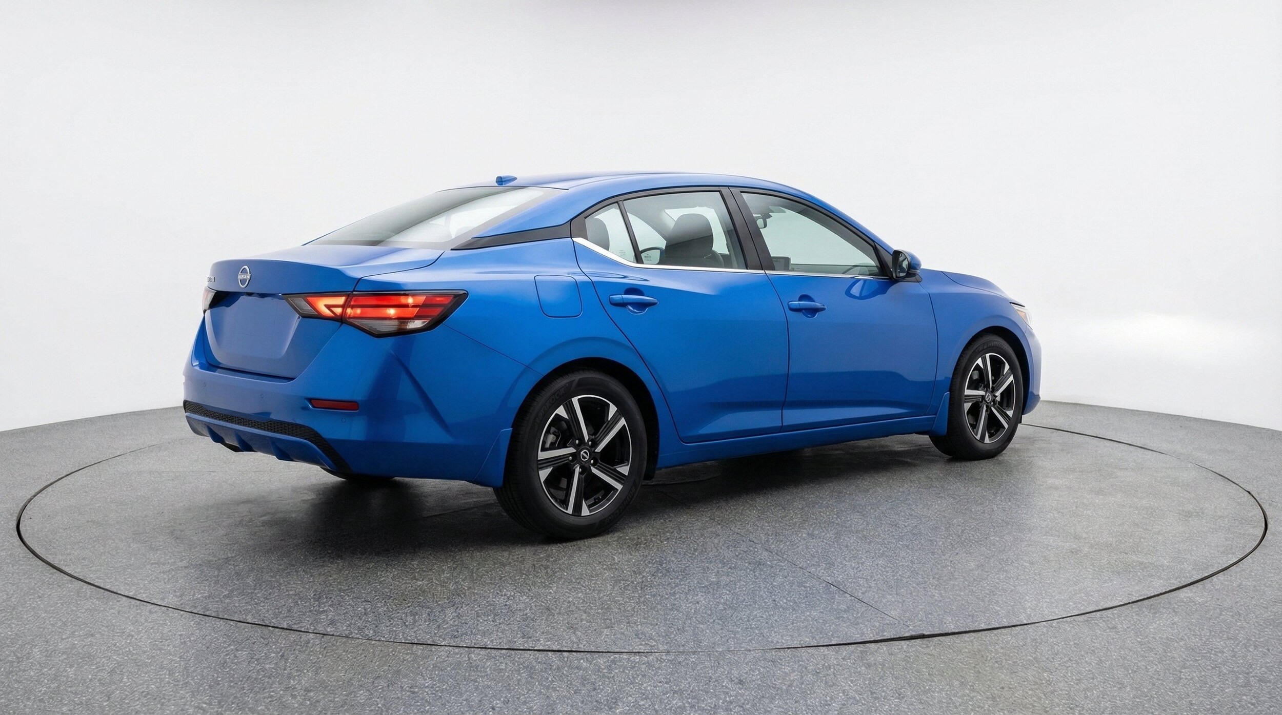 Thumbnail: 2025 Nissan Sentra - 9