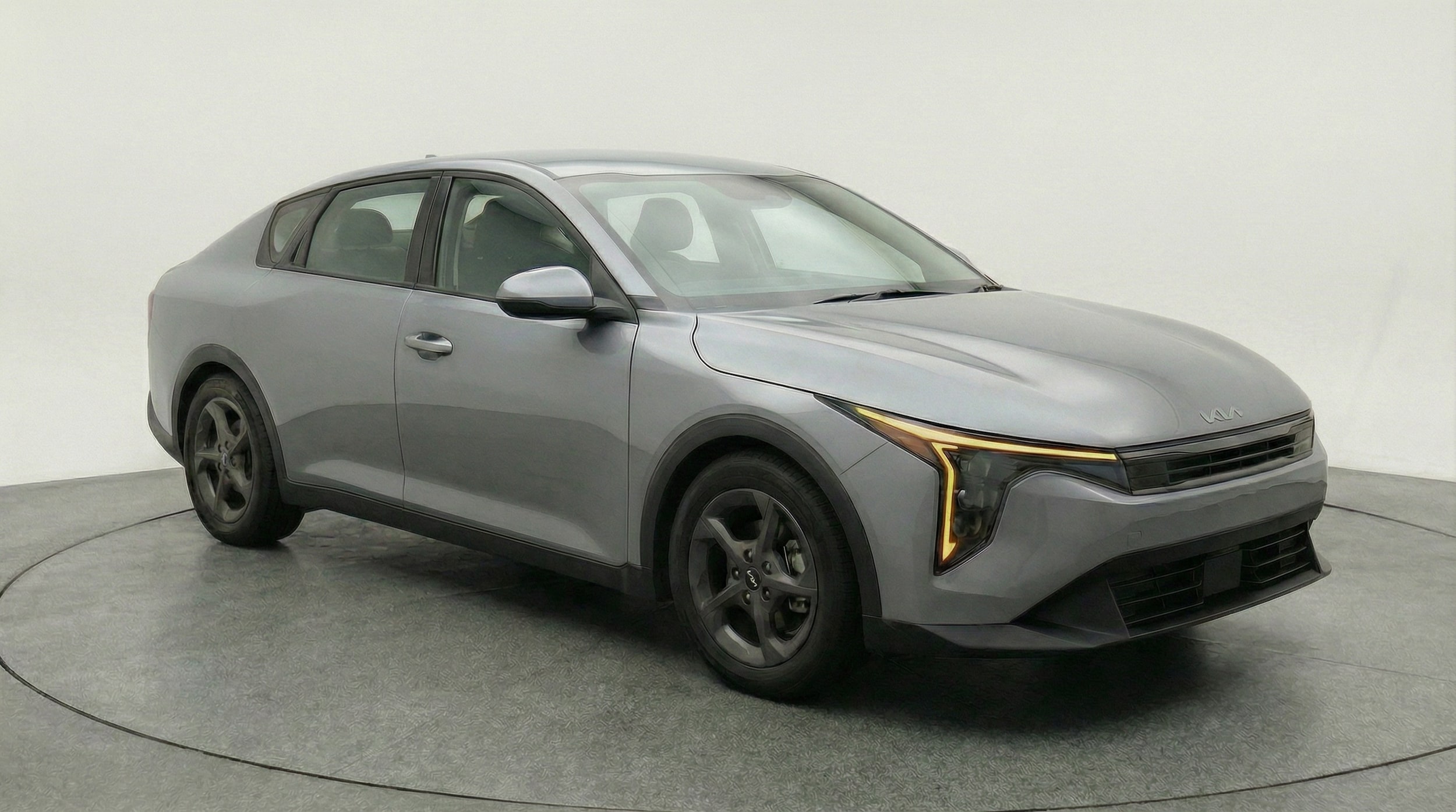 Thumbnail: 2025 Kia K4 - 1