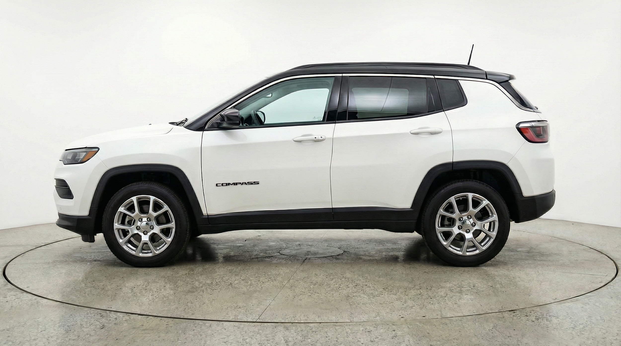 Thumbnail: 2025 Jeep Compass - 4