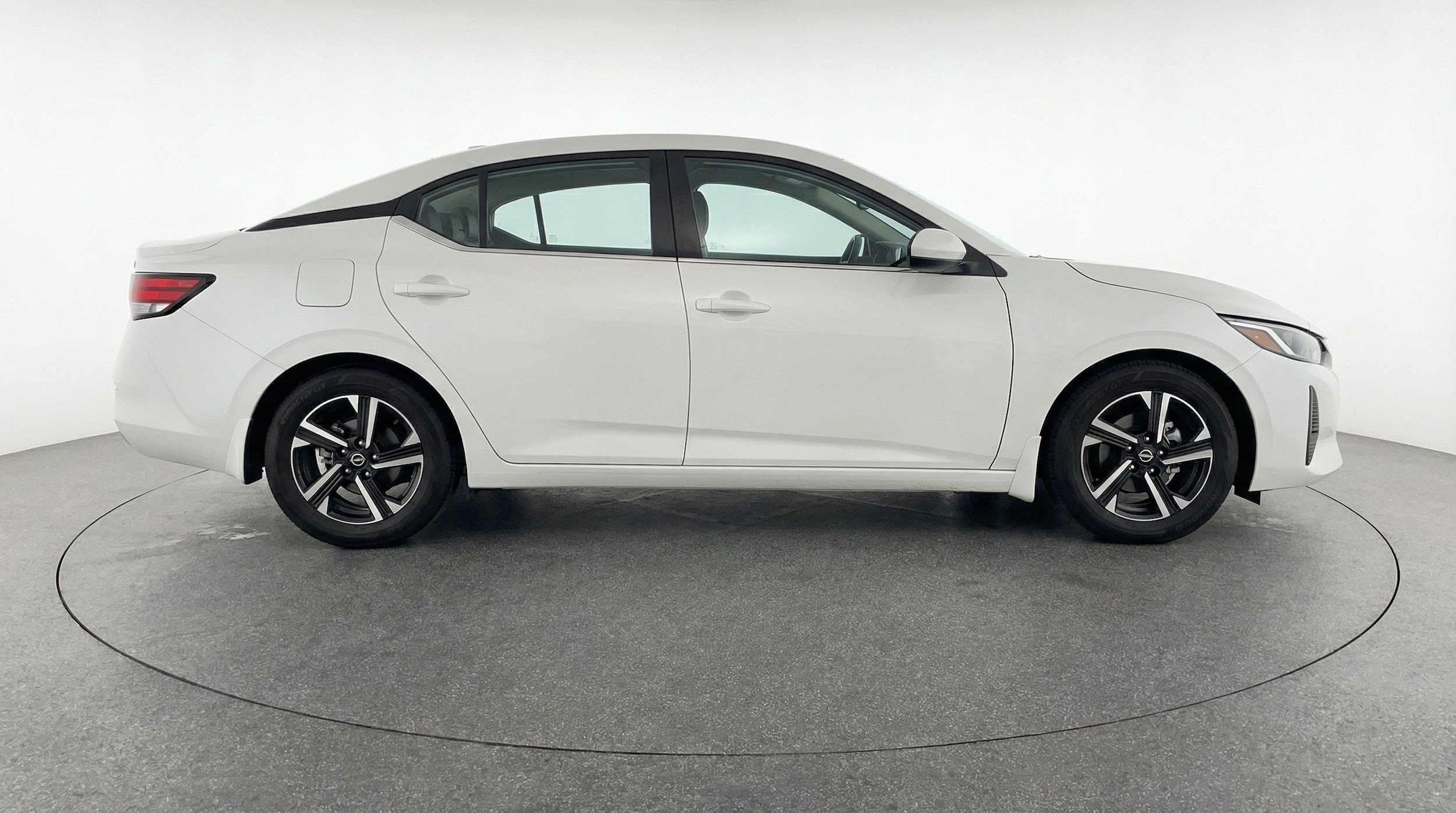 Thumbnail: 2025 Nissan Sentra - 11