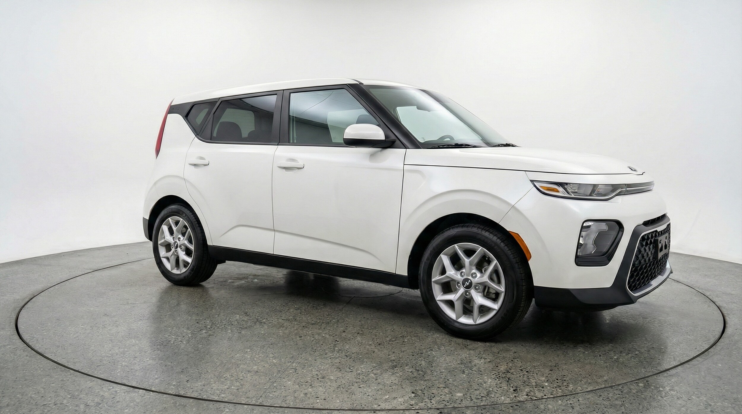 Thumbnail: 2025 Kia Soul - 1