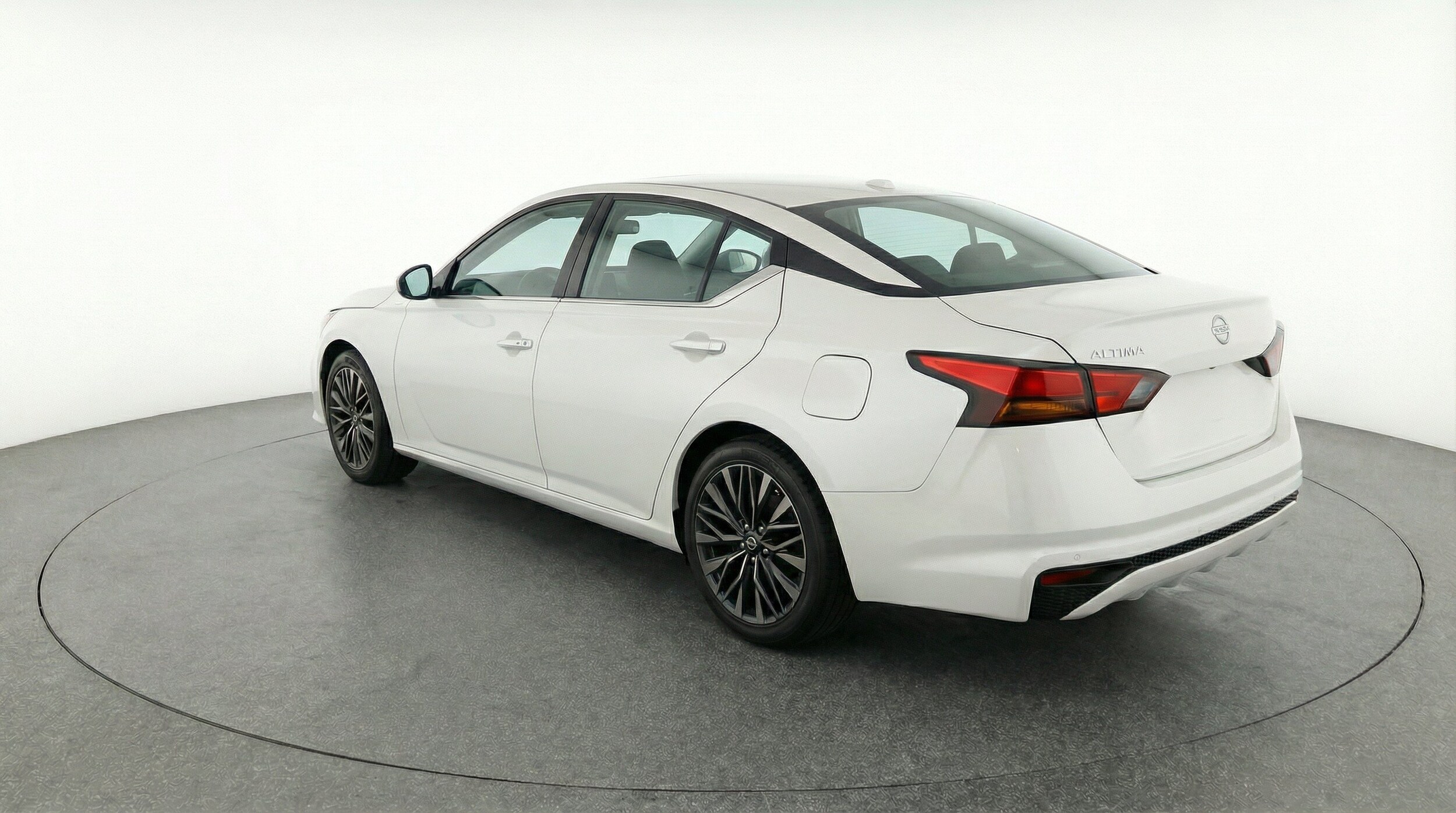 Thumbnail: 2025 Nissan Altima - 6