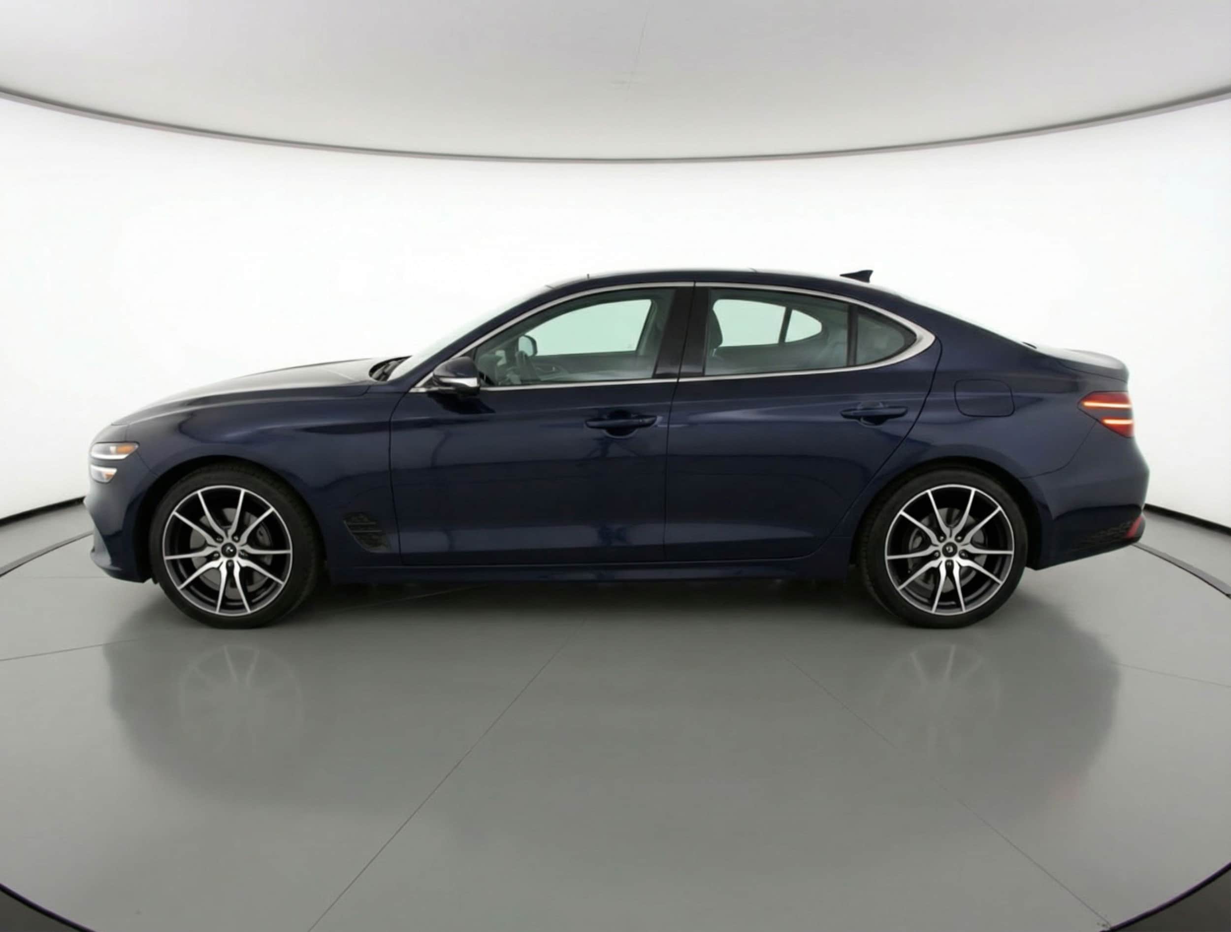 Thumbnail: 2025 Genesis G70 - 4