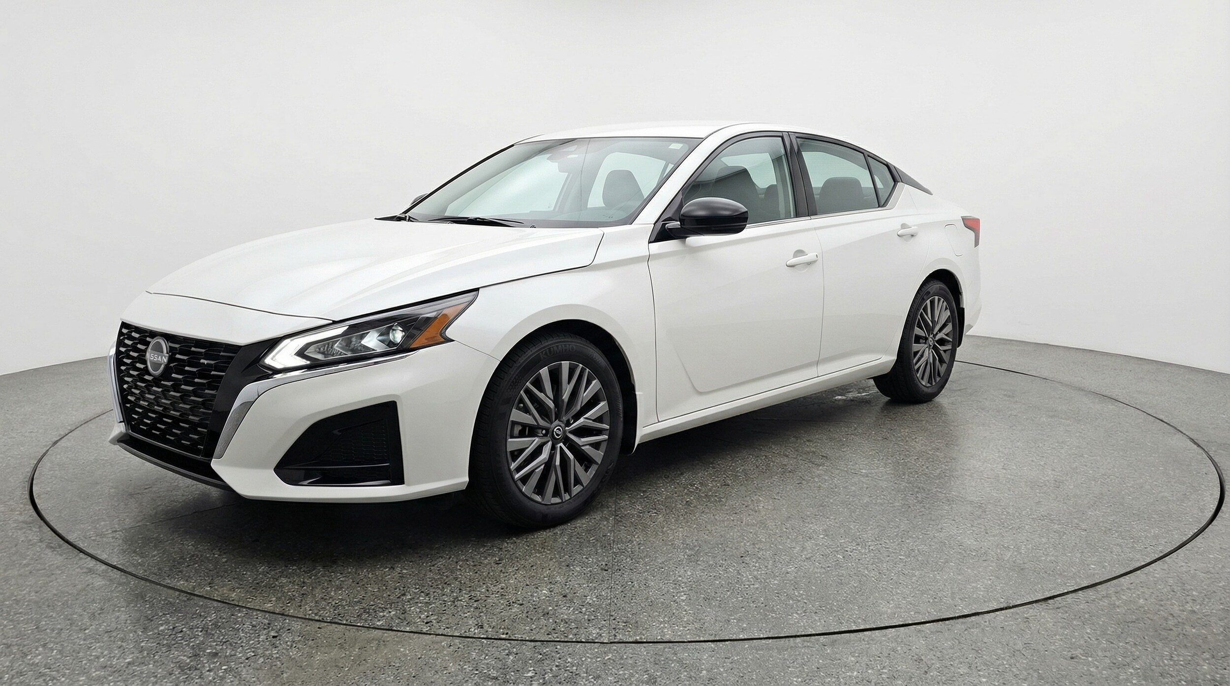 Thumbnail: 2025 Nissan Altima - 3