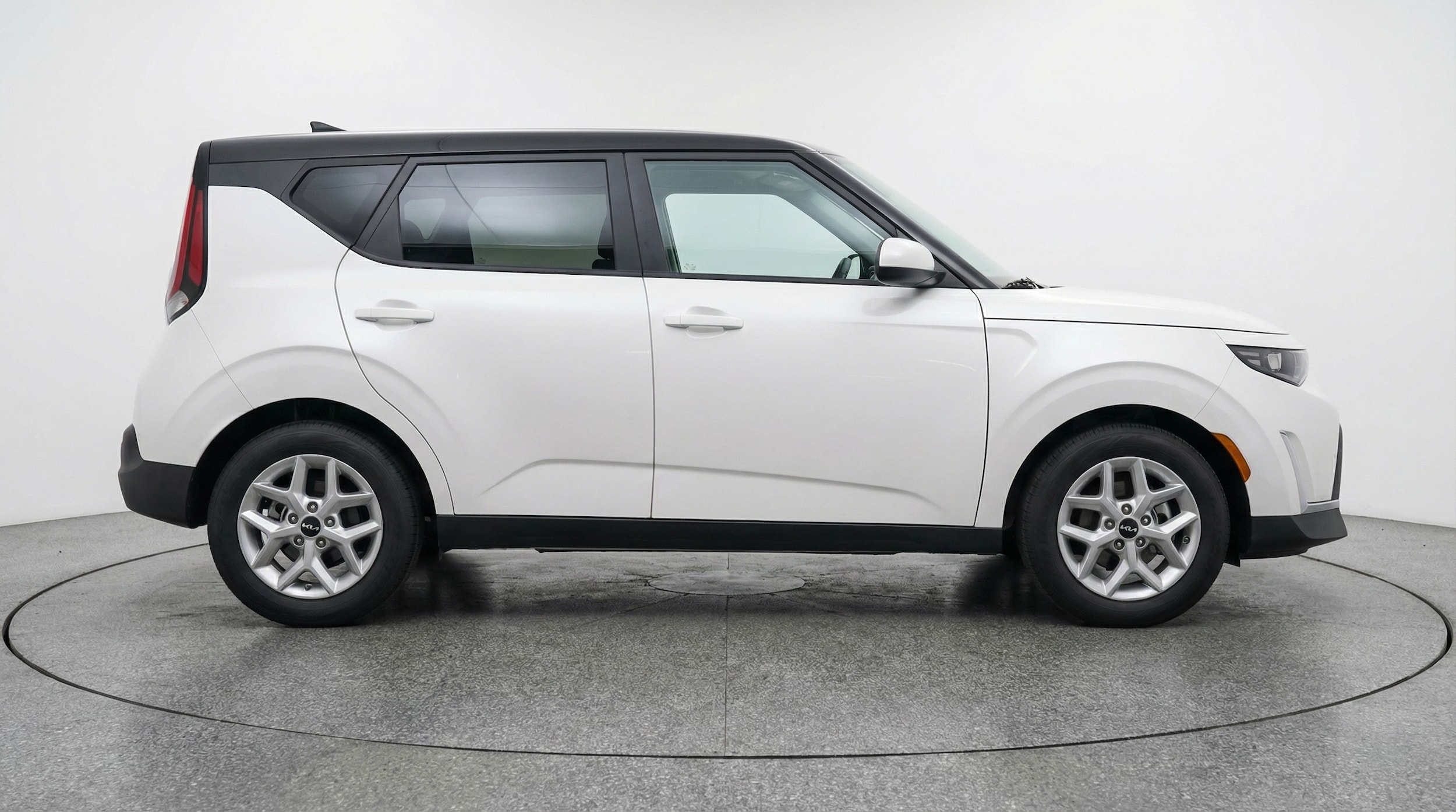 Thumbnail: 2025 Kia Soul - 8