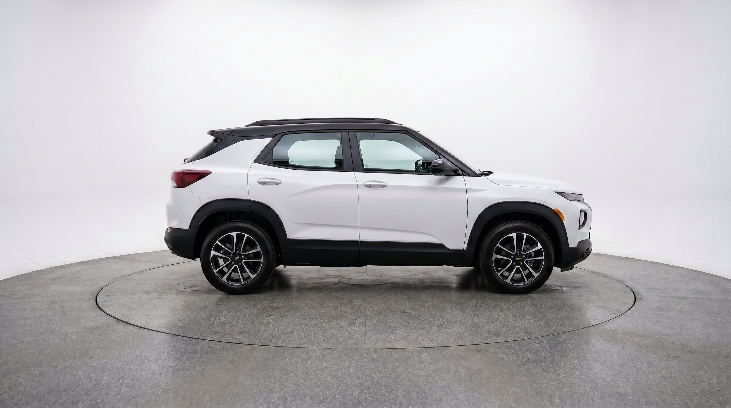 Thumbnail: 2025 Chevrolet TrailBlazer - 11