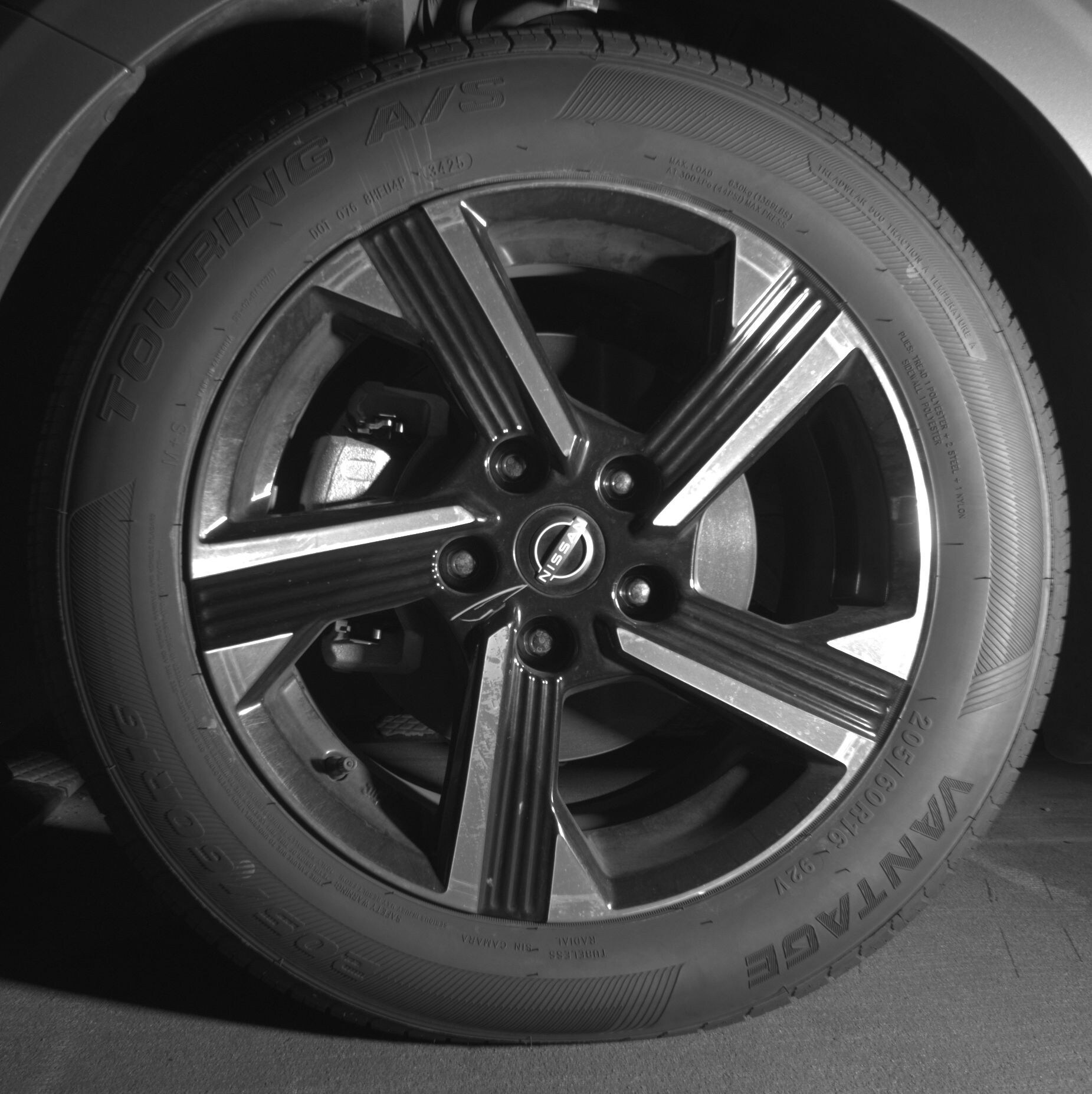 Thumbnail: 2025 Nissan Sentra - 9