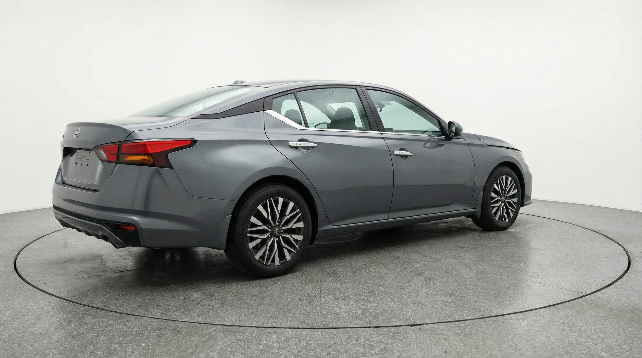 Thumbnail: 2025 Nissan Altima - 9