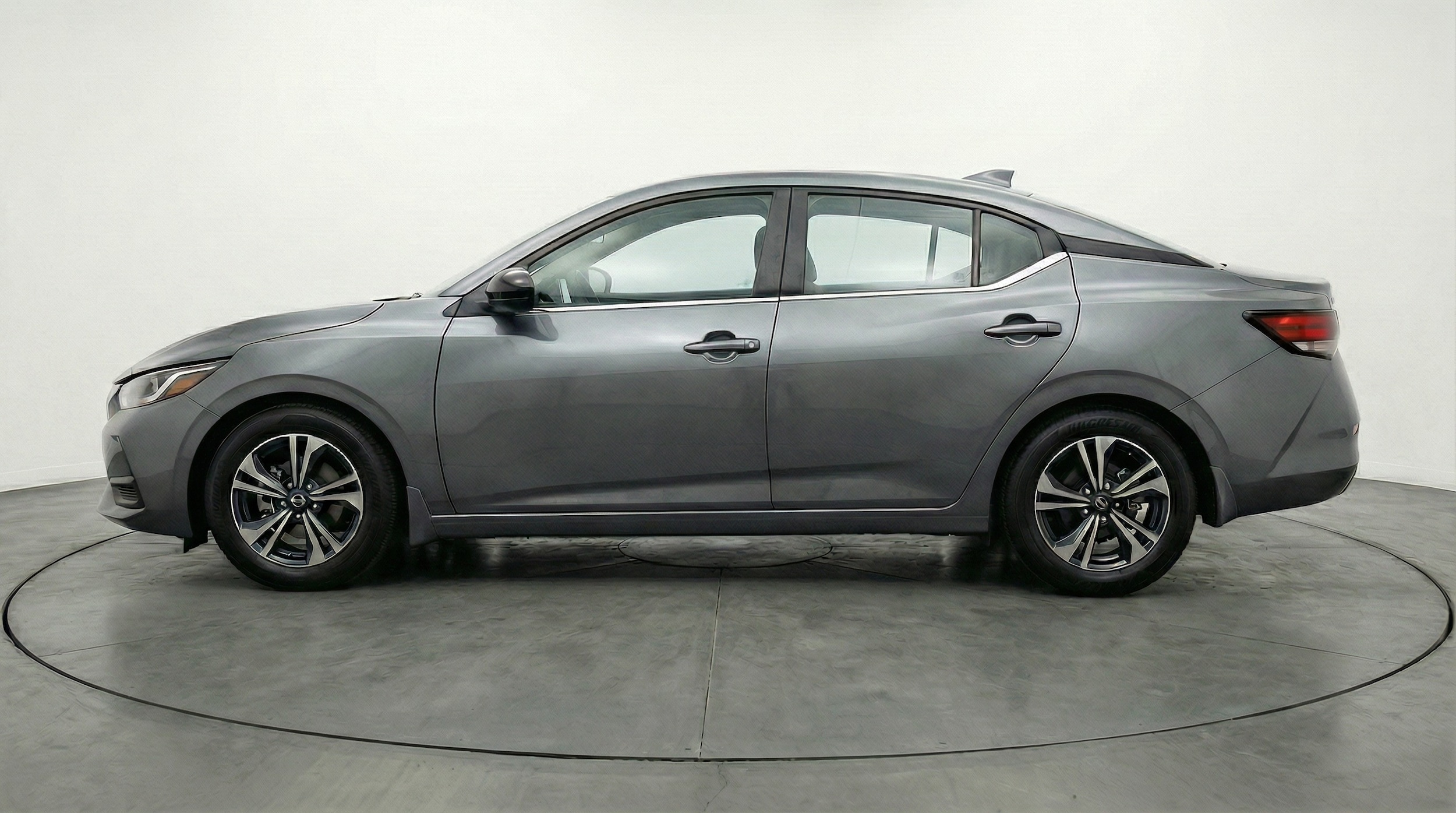 Thumbnail: 2025 Nissan Sentra - 4