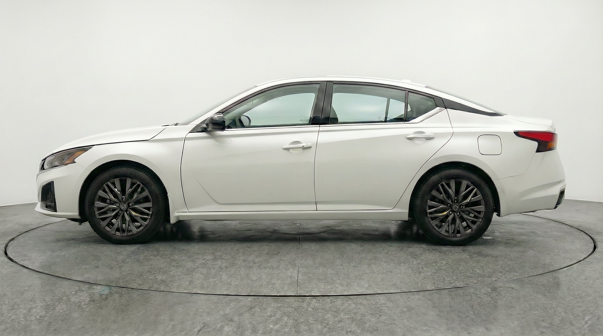 Thumbnail: 2026 Nissan Altima - 5