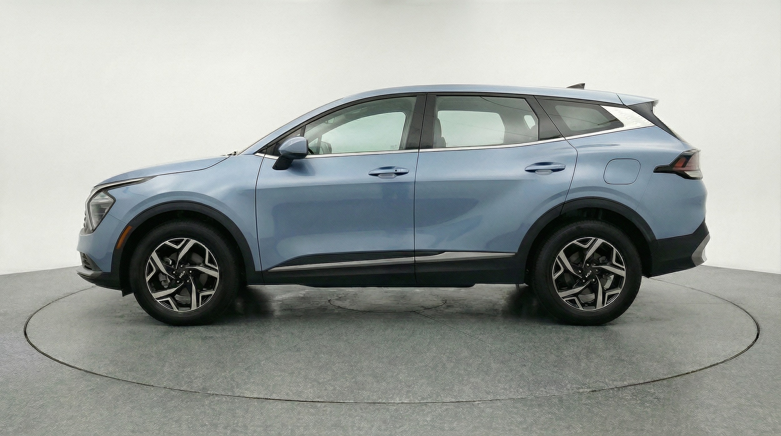 Thumbnail: 2025 Kia Sportage - 4