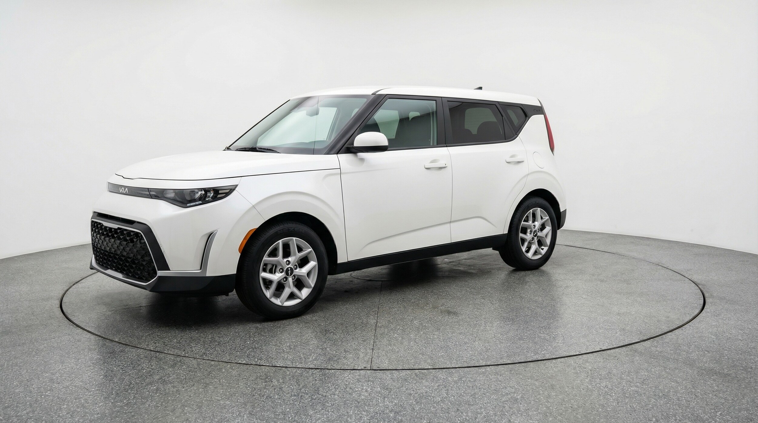 Thumbnail: 2025 Kia Soul - 3