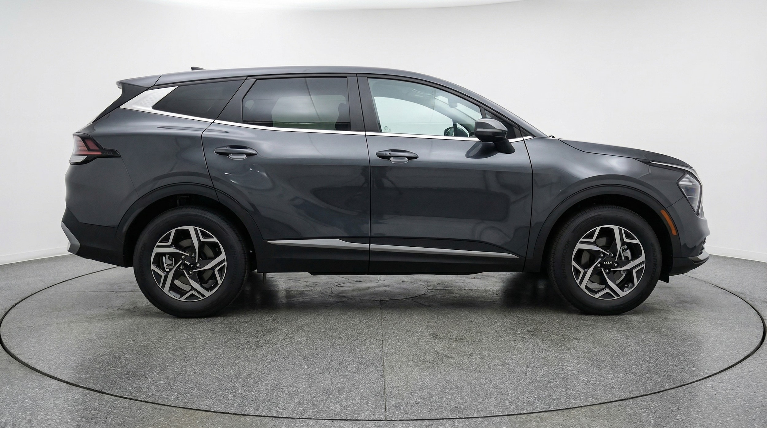 Thumbnail: 2025 Kia Sportage - 8