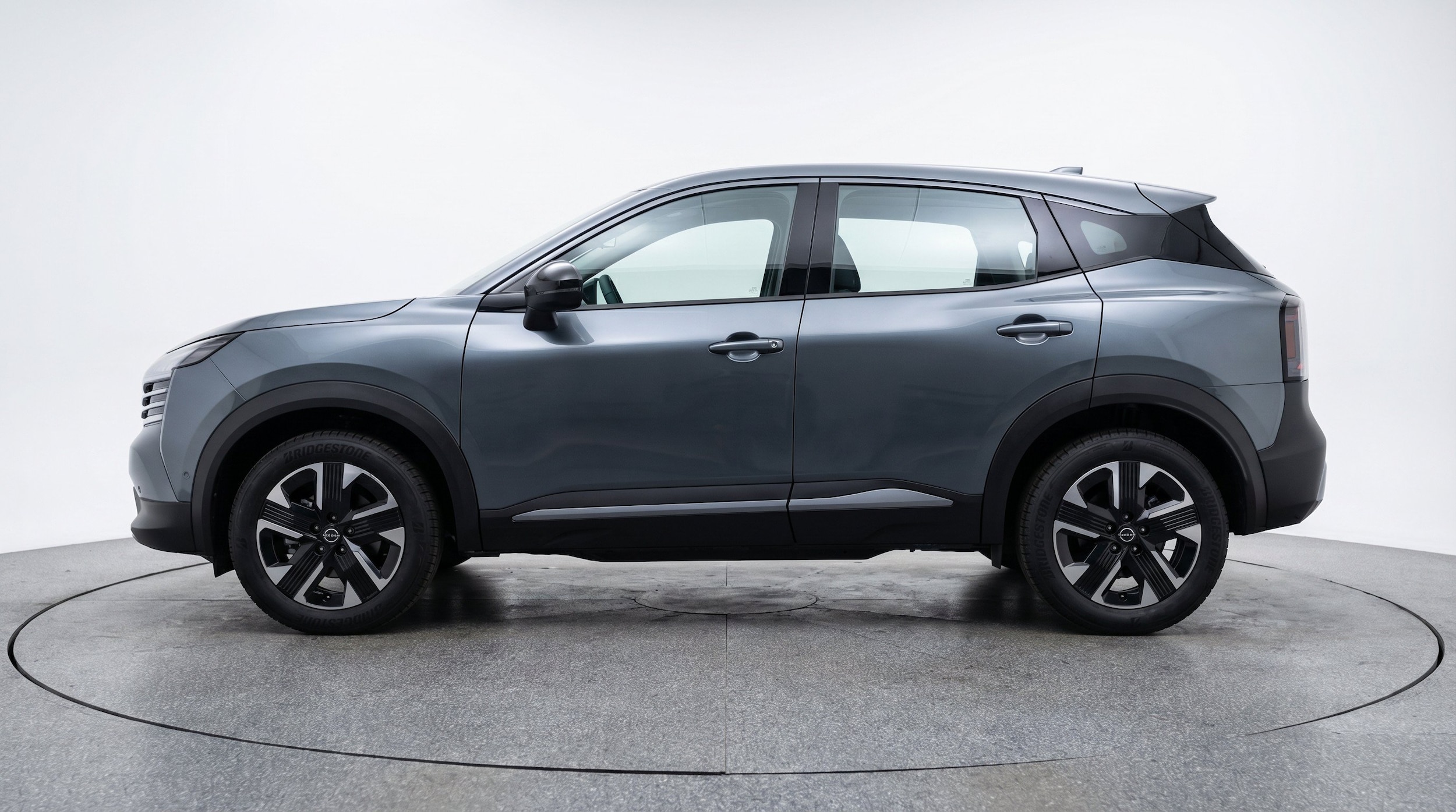 Thumbnail: 2026 Nissan Kicks - 5