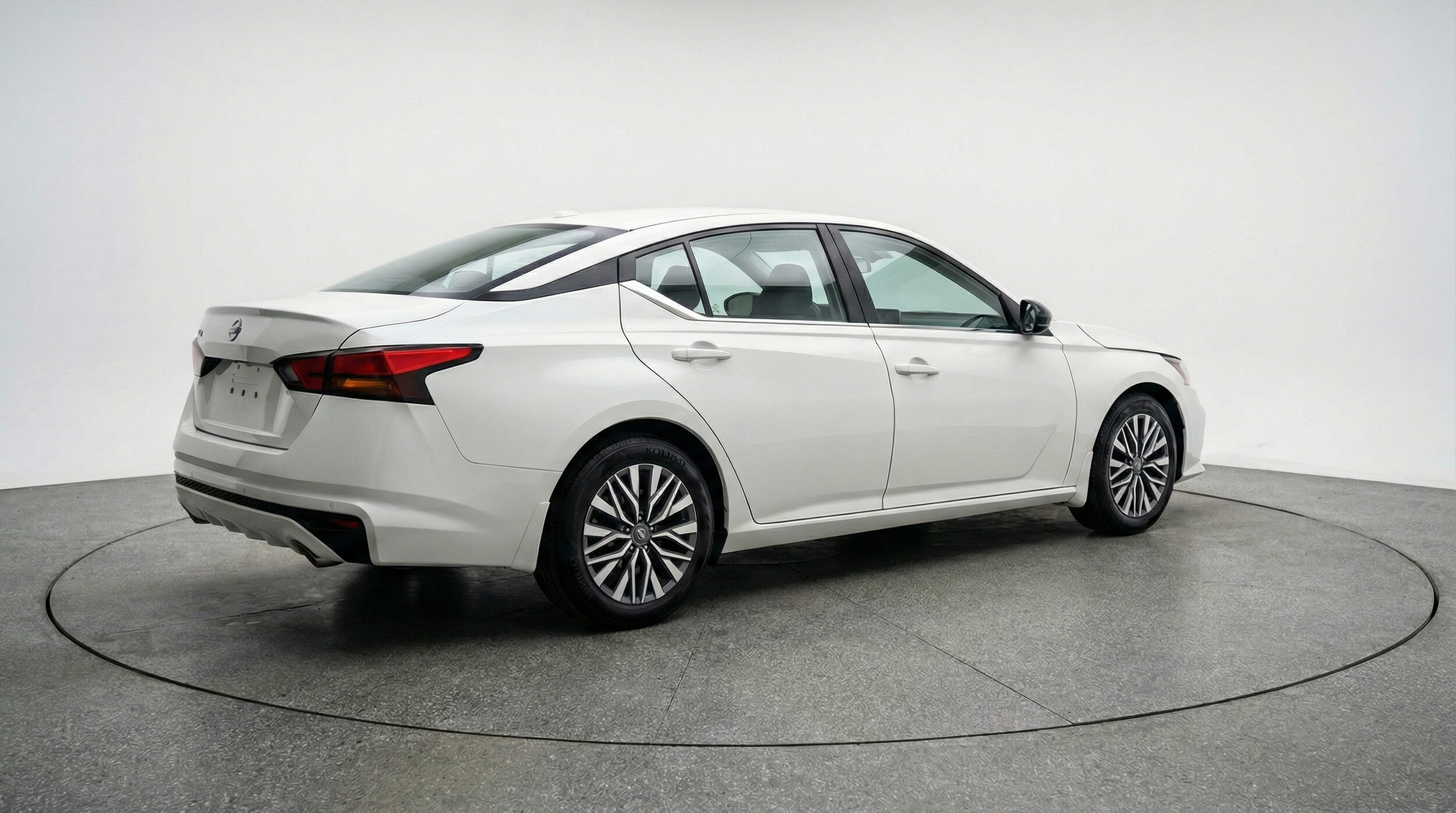 Thumbnail: 2025 Nissan Altima - 7