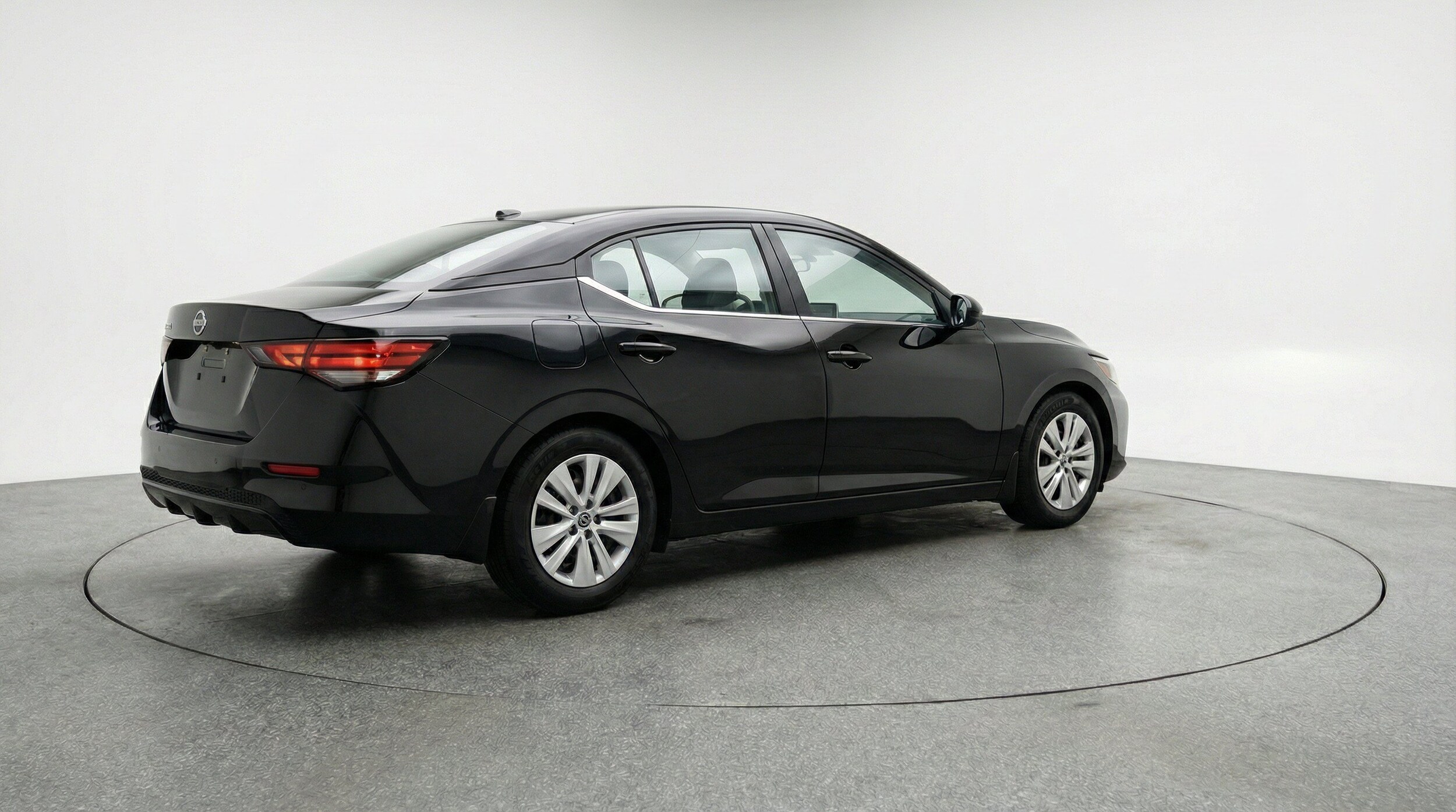 Thumbnail: 2025 Nissan Sentra - 9