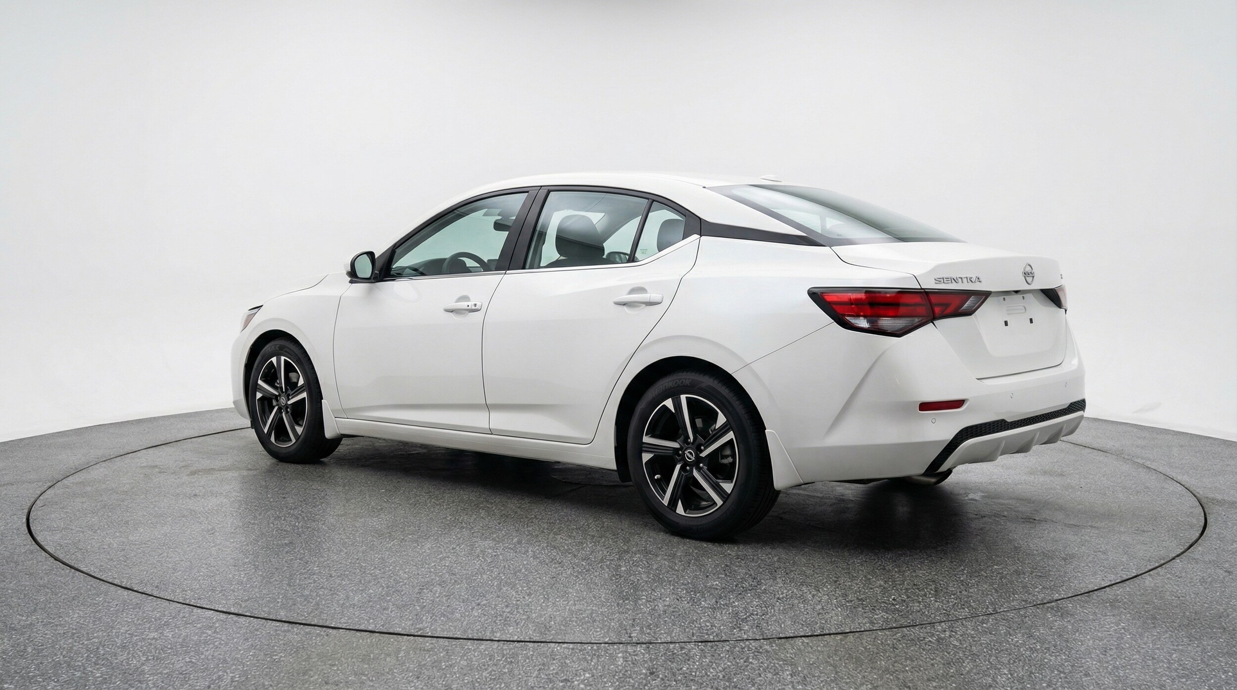 Thumbnail: 2025 Nissan Sentra - 5