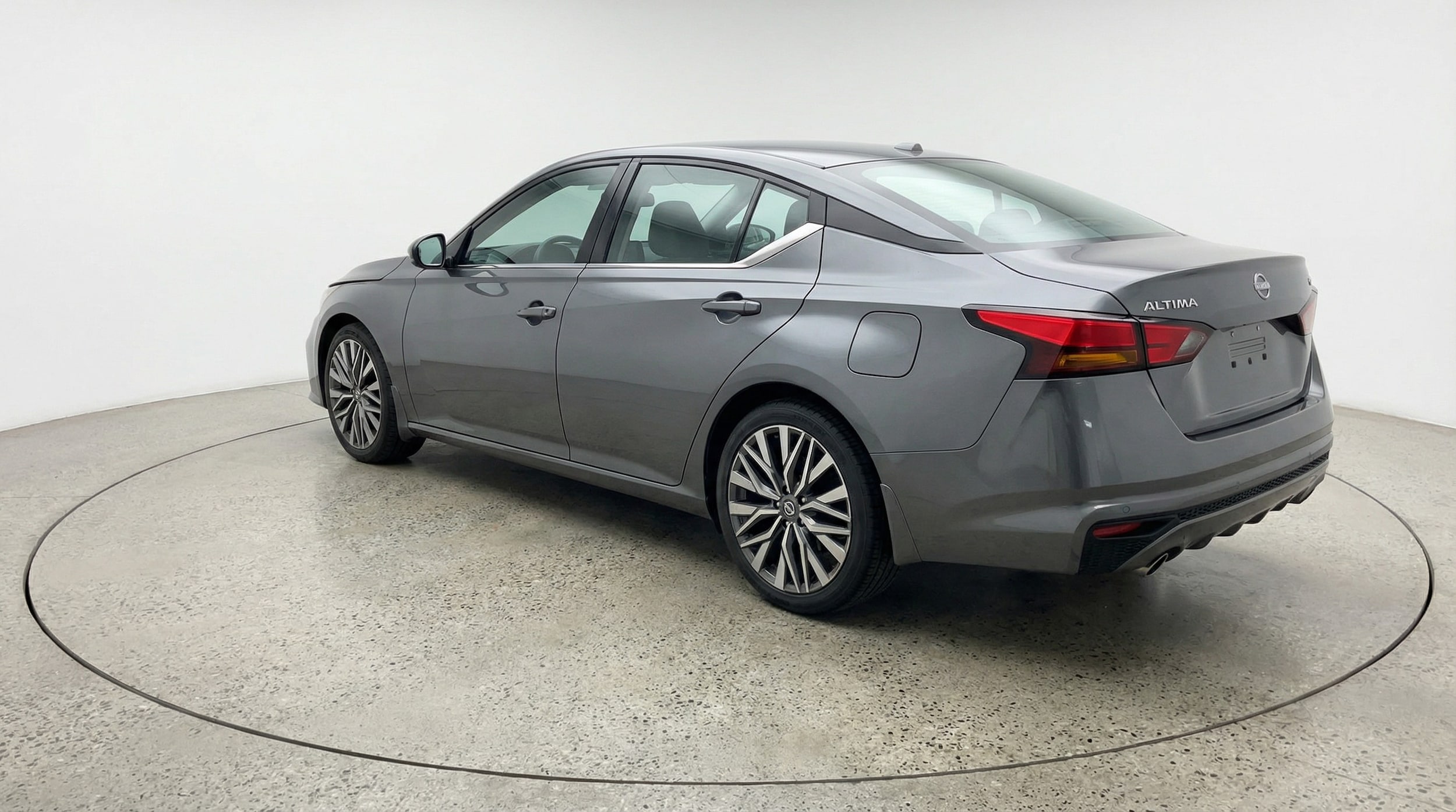 Thumbnail: 2025 Nissan Altima - 5