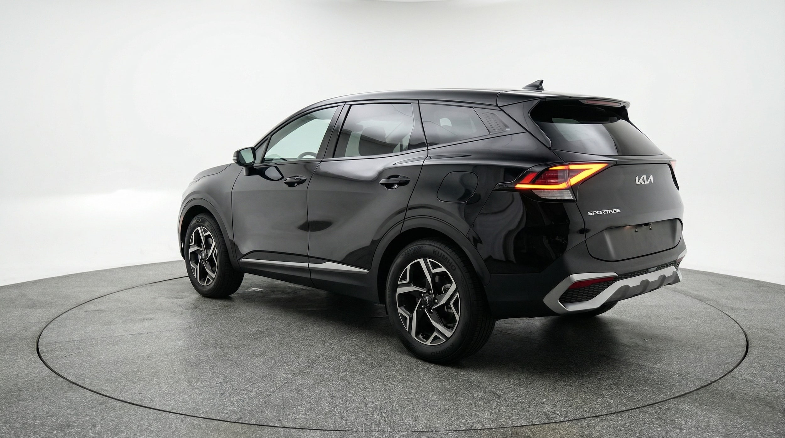 Thumbnail: 2025 Kia Sportage - 5