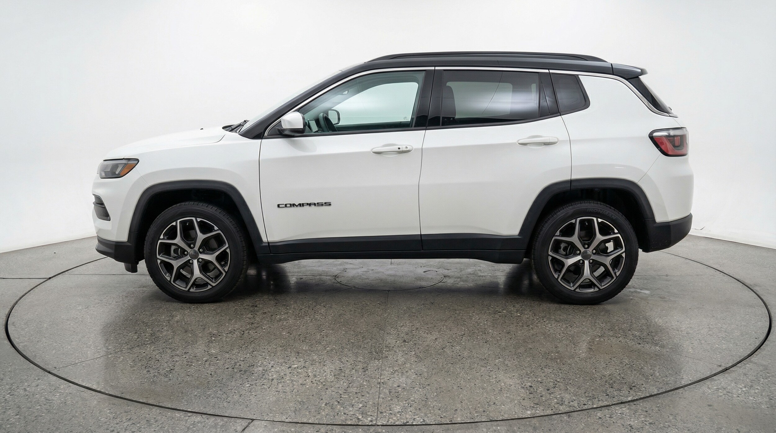 Thumbnail: 2025 Jeep Compass - 4