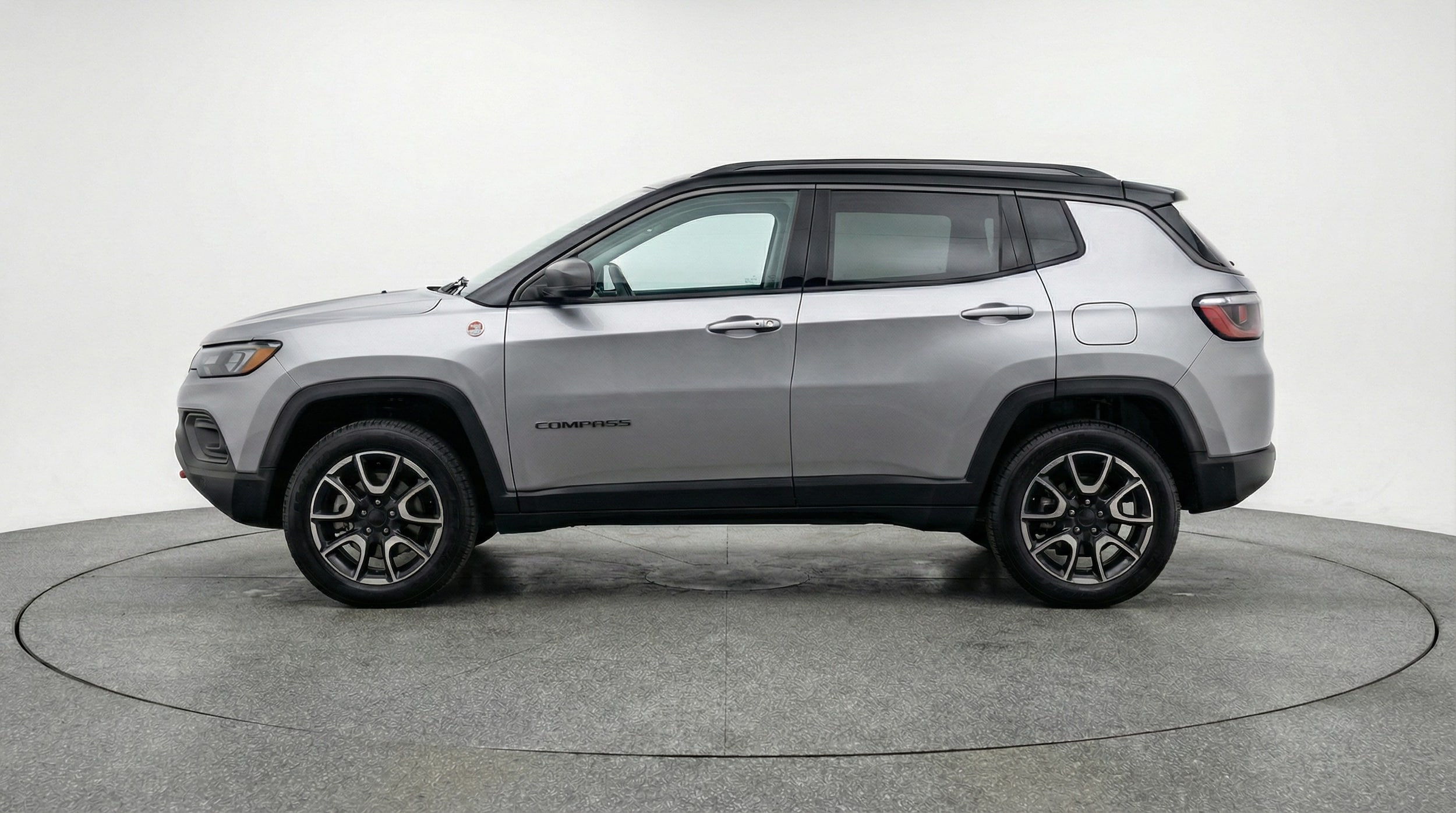 Thumbnail: 2025 Jeep Compass - 4