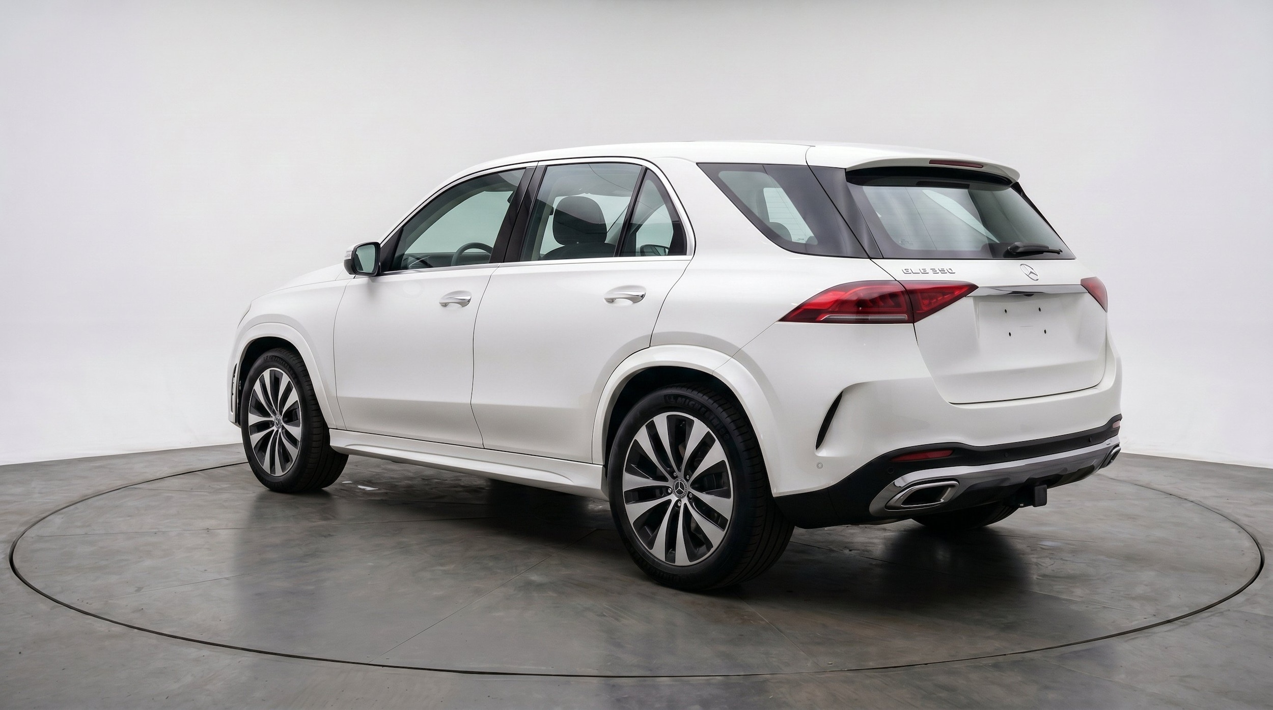 Thumbnail: 2026 Mercedes-Benz GLE - 6