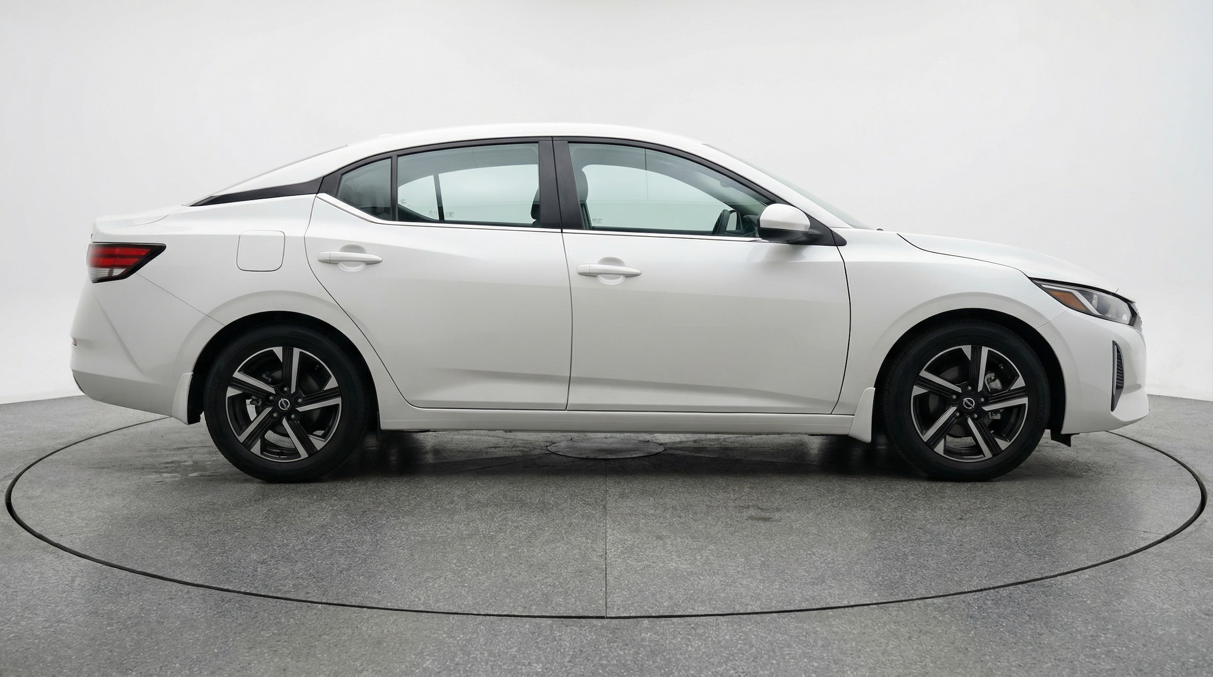 Thumbnail: 2025 Nissan Sentra - 8