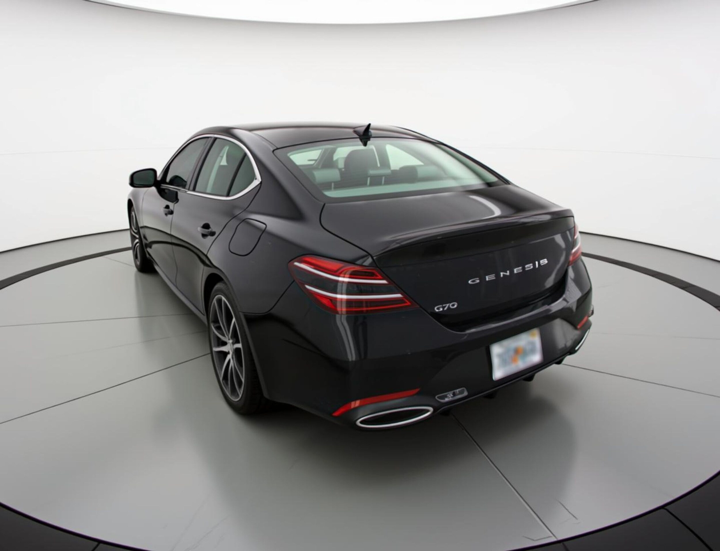 Thumbnail: 2025 Genesis G70 - 5