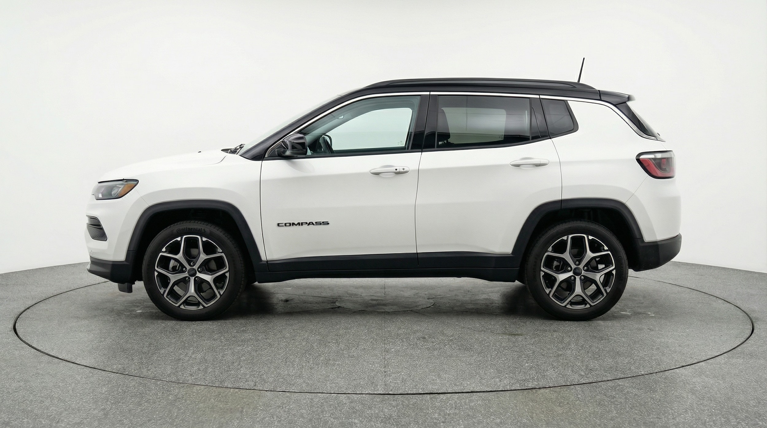 Thumbnail: 2025 Jeep Compass - 4